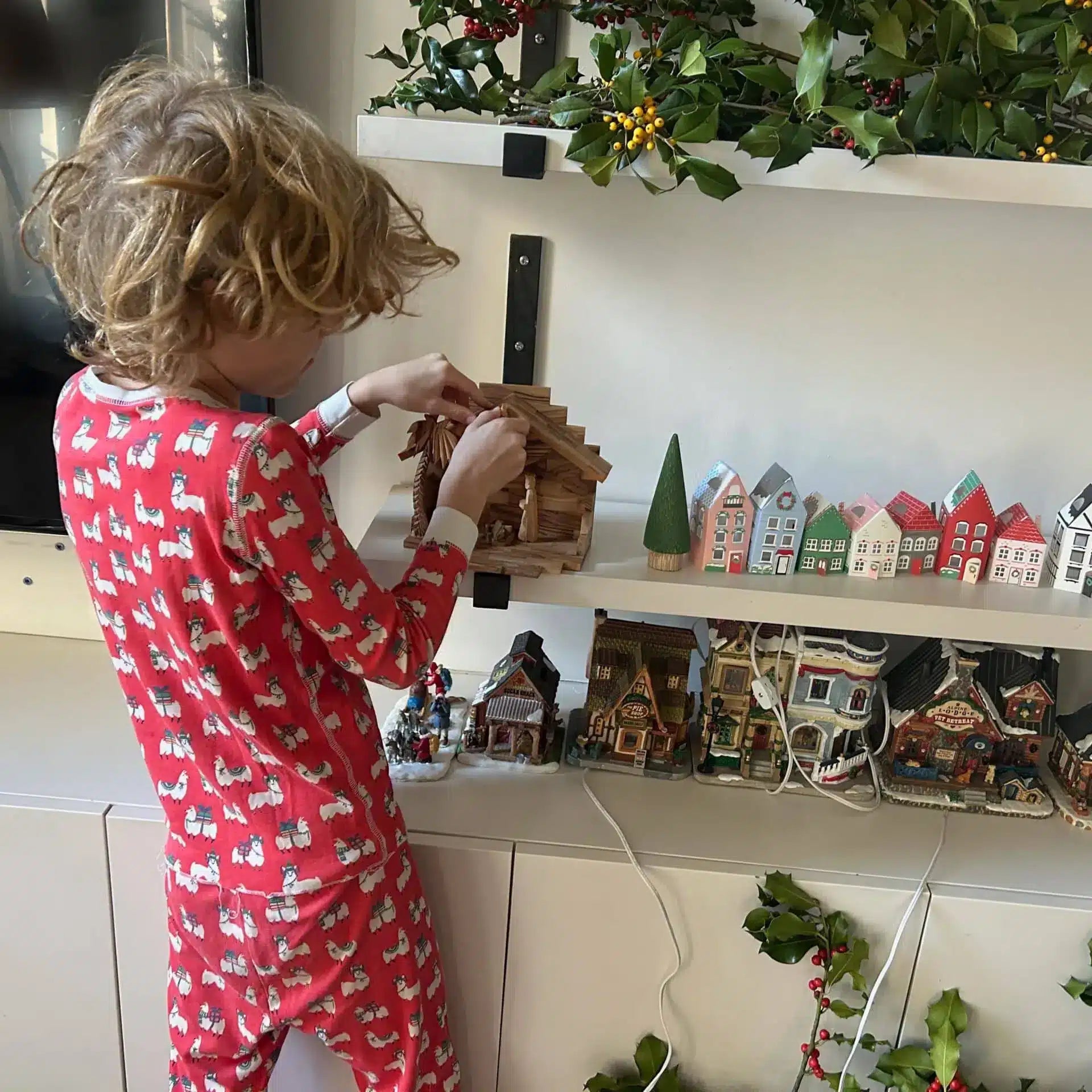 Non-Toxic Holiday Decoration Ideas