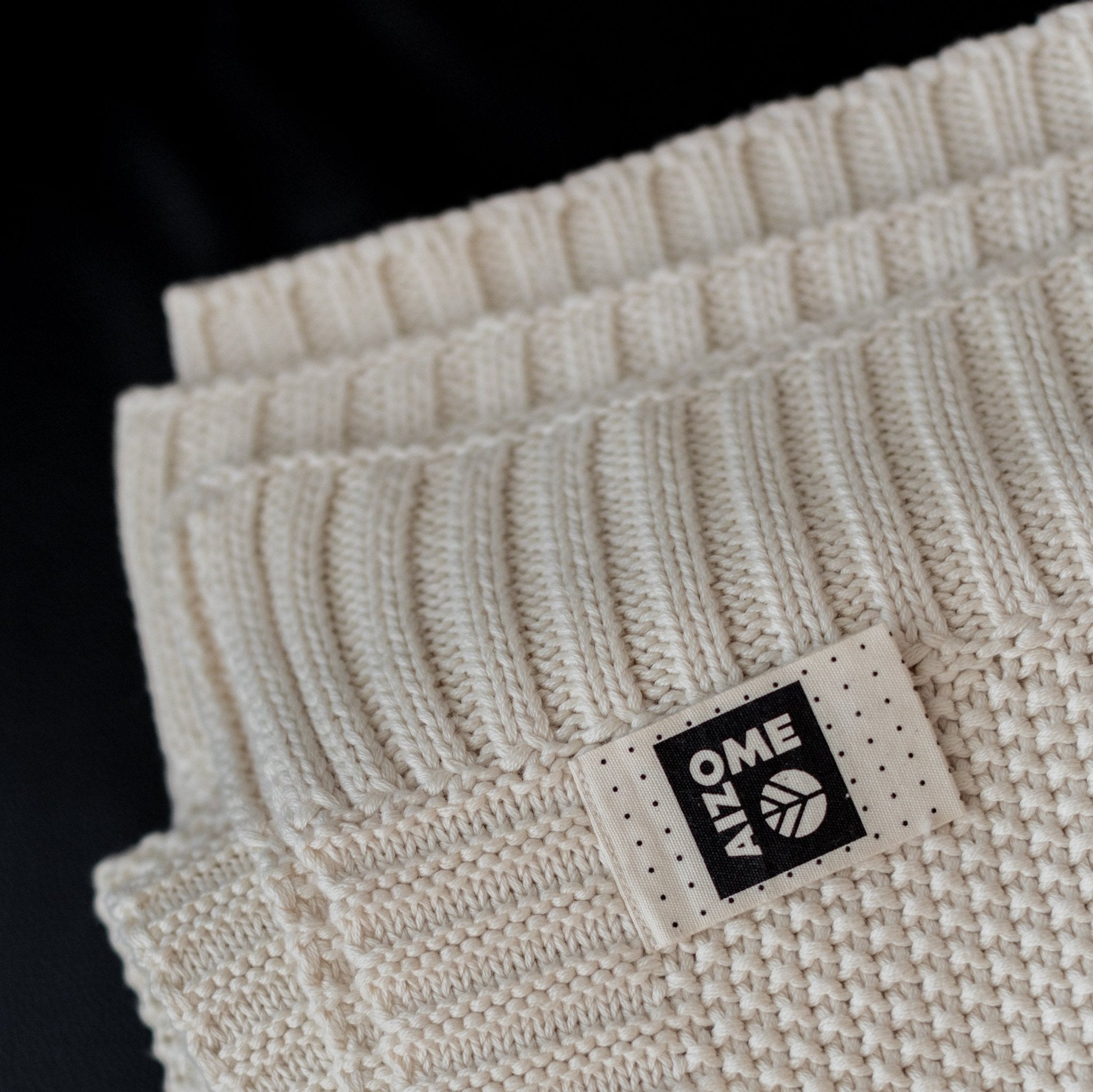AIZOME Organic Knitted Blanket