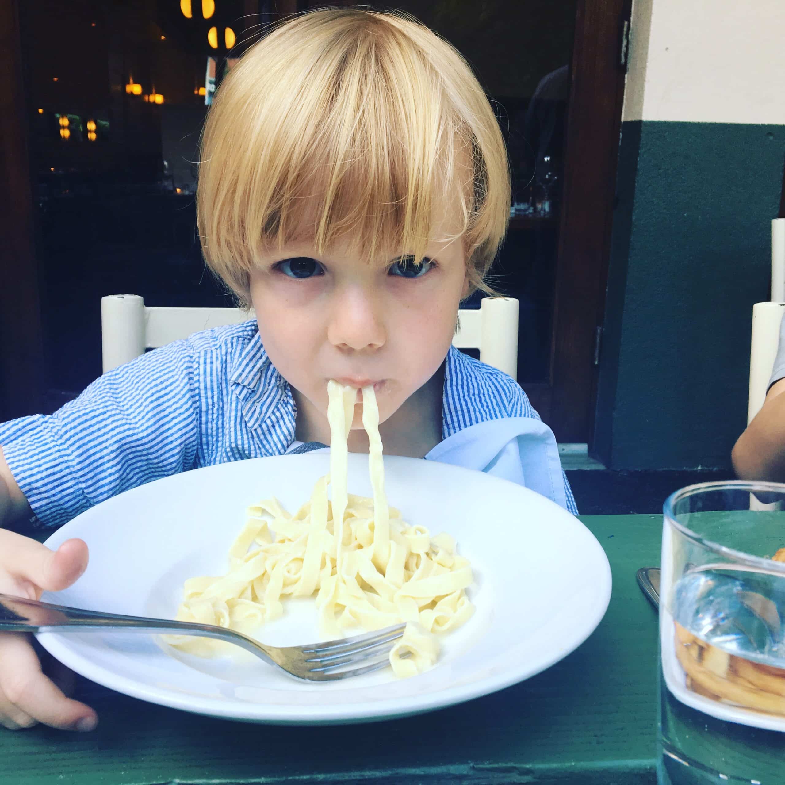 Fool-Proof Ways to End Mealtime Battles with Kids