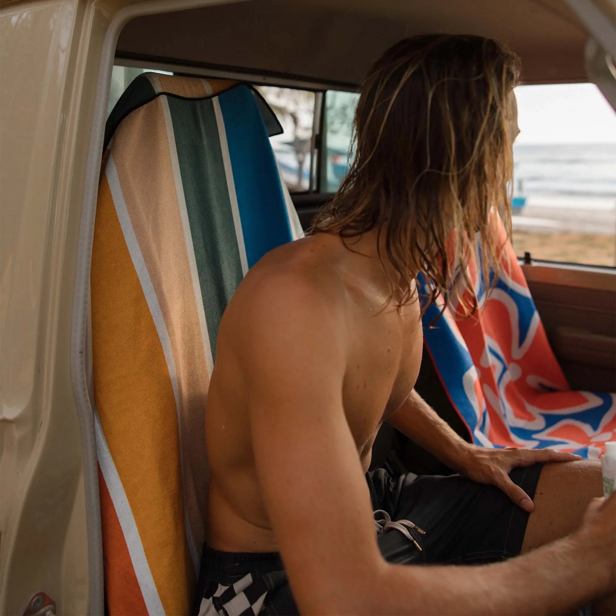 Nomadix Car Seat Cover Towel: Stripes Retro