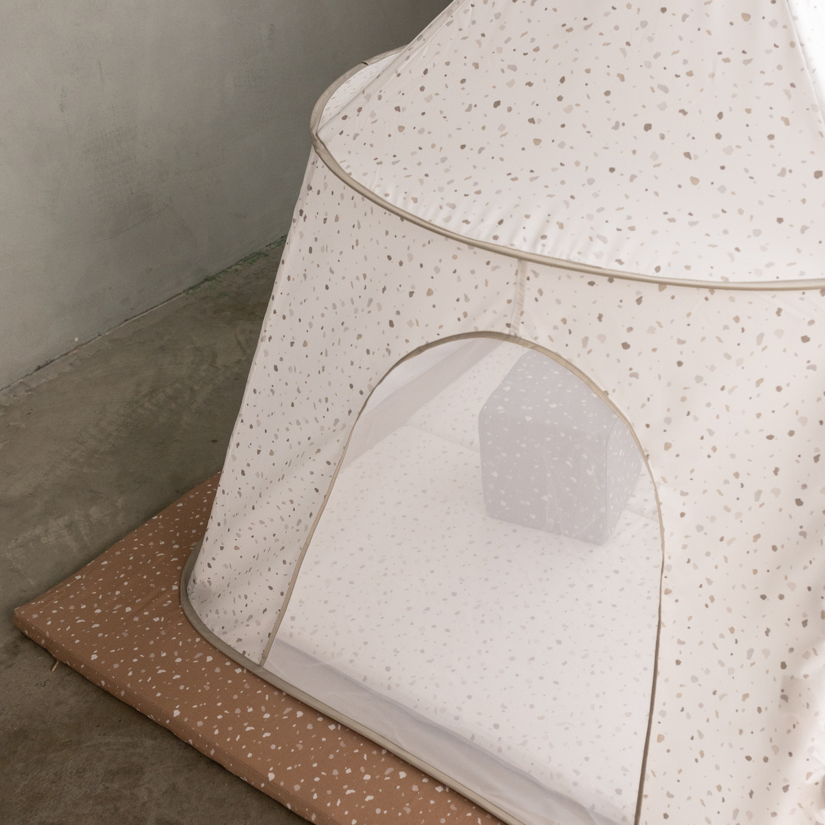 Toki Kids Terrazzo Chalk Play Tent