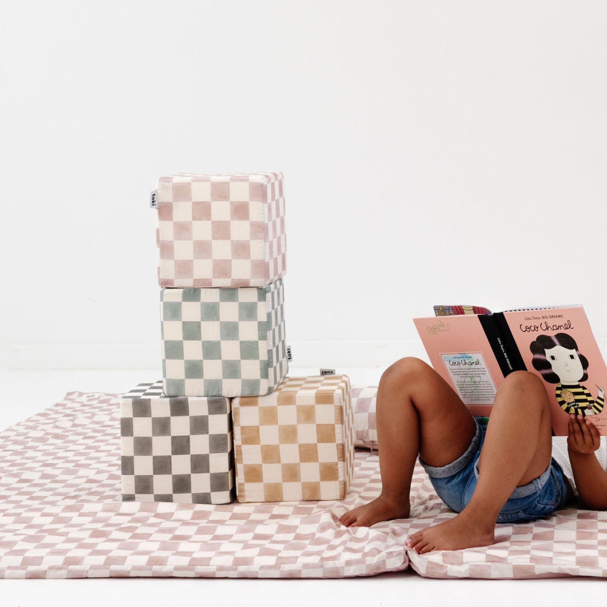 Toki Mats Checker Gumdrop Play Cube