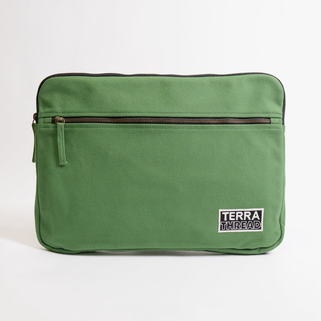Terra Thread Erdig 15 inch laptop sleeve — product image 39