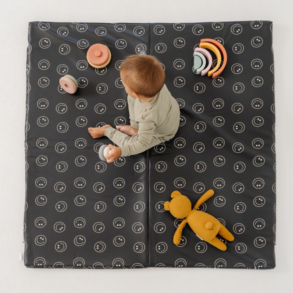 Toki Kids Smiles vegan leather play mat — image 2