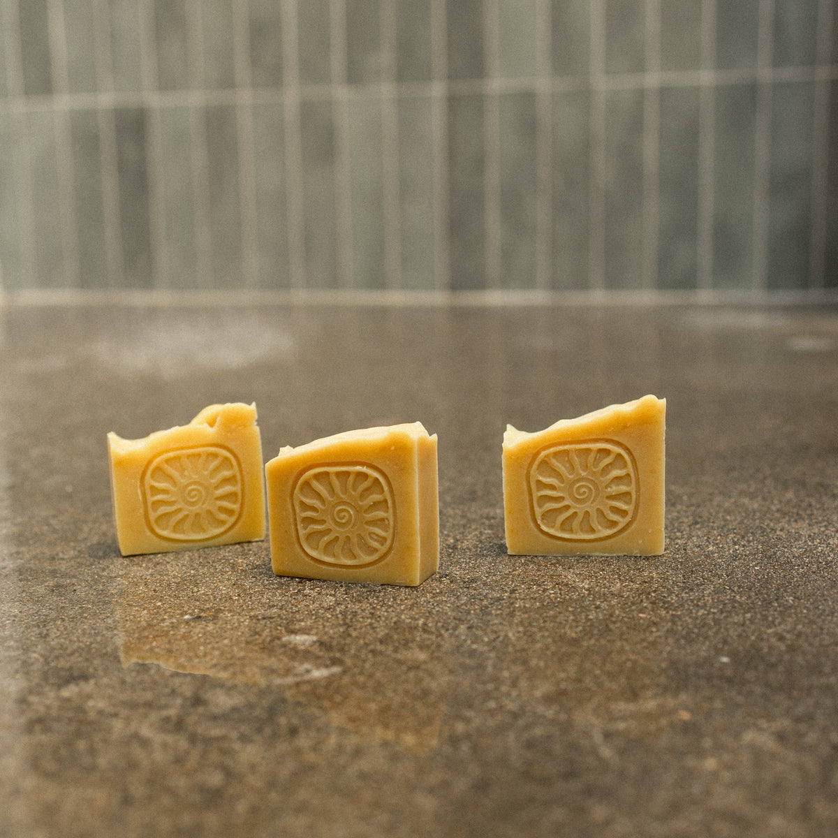 Honeybee Hippie Honey & Tallow Soap Bar