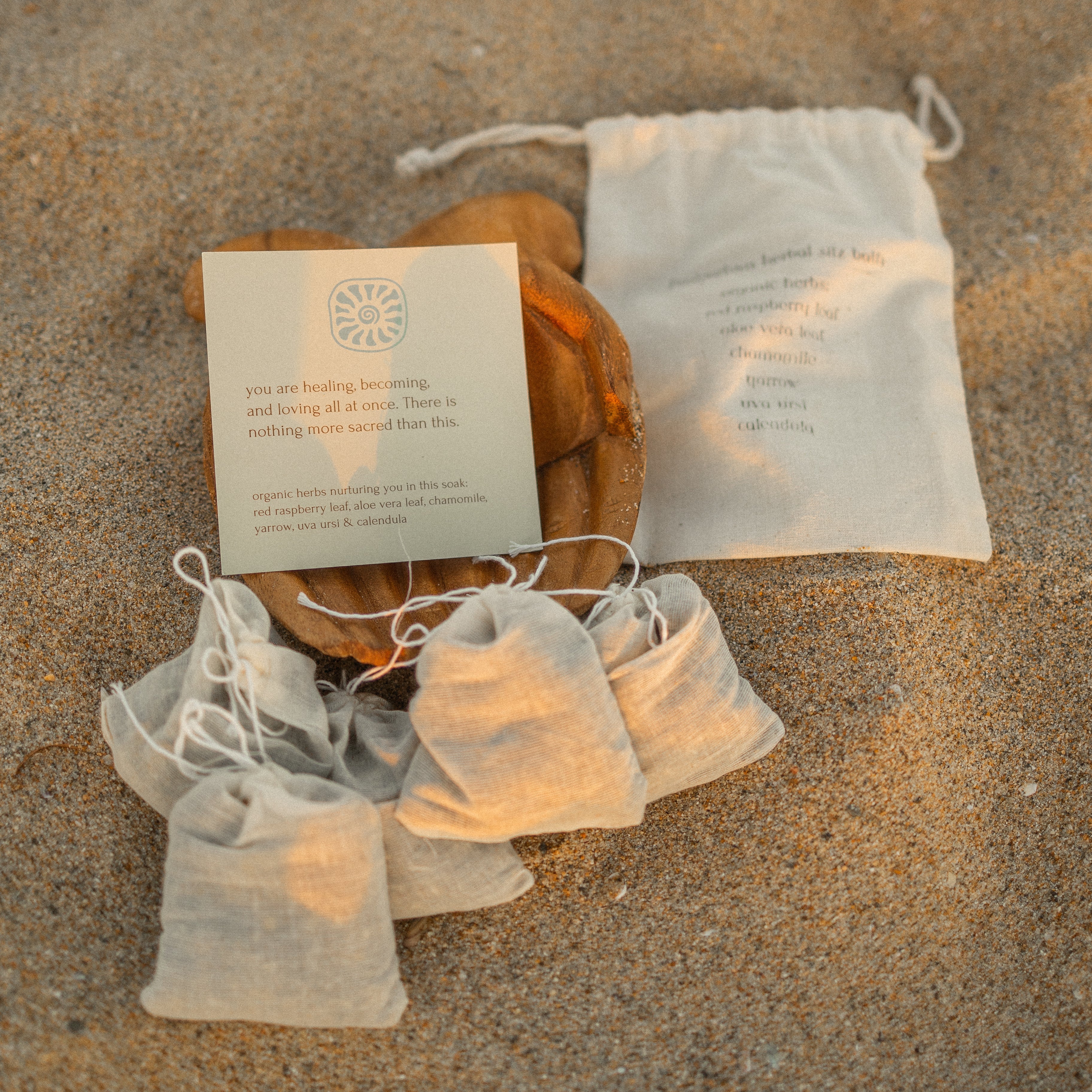 Honeybee Hippie Postpartum Herbal Sitz Bath