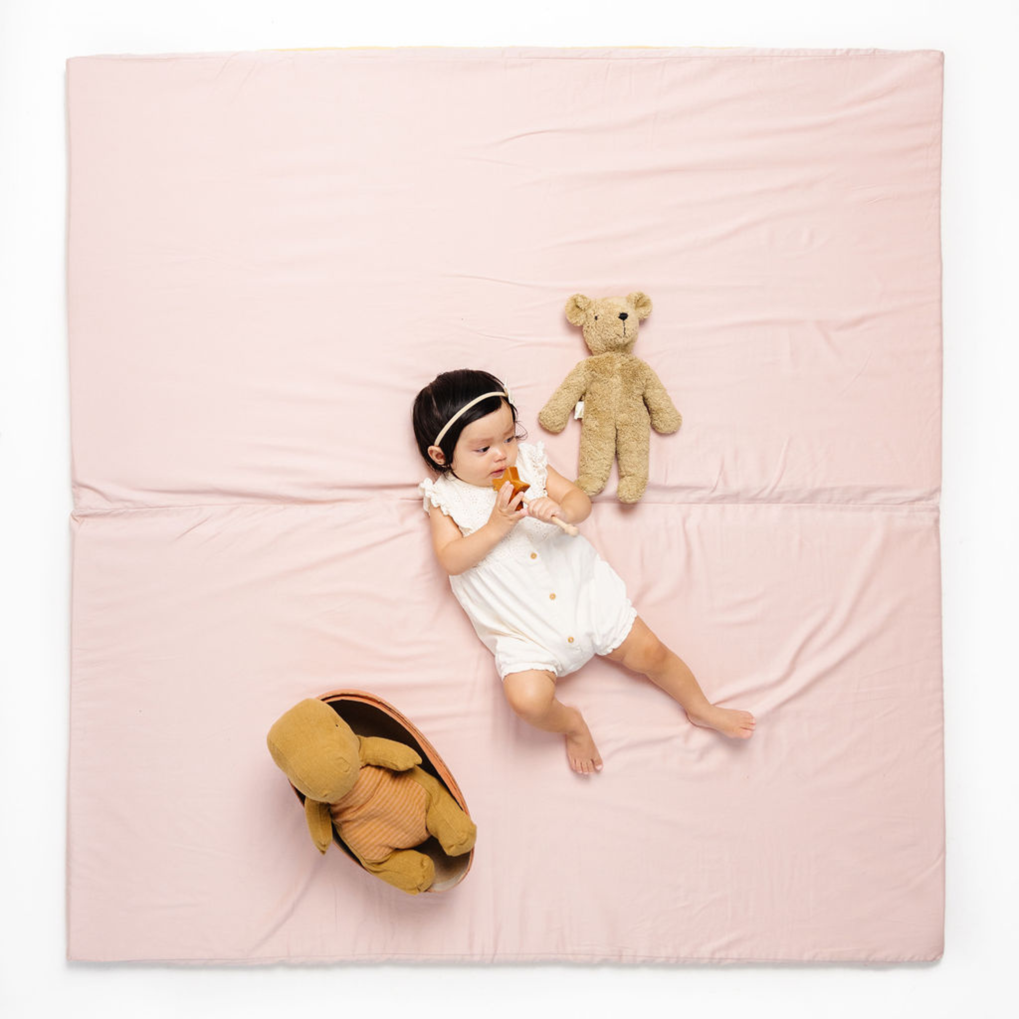Toki Mats Tutu + Daisy Organic Cotton Mat