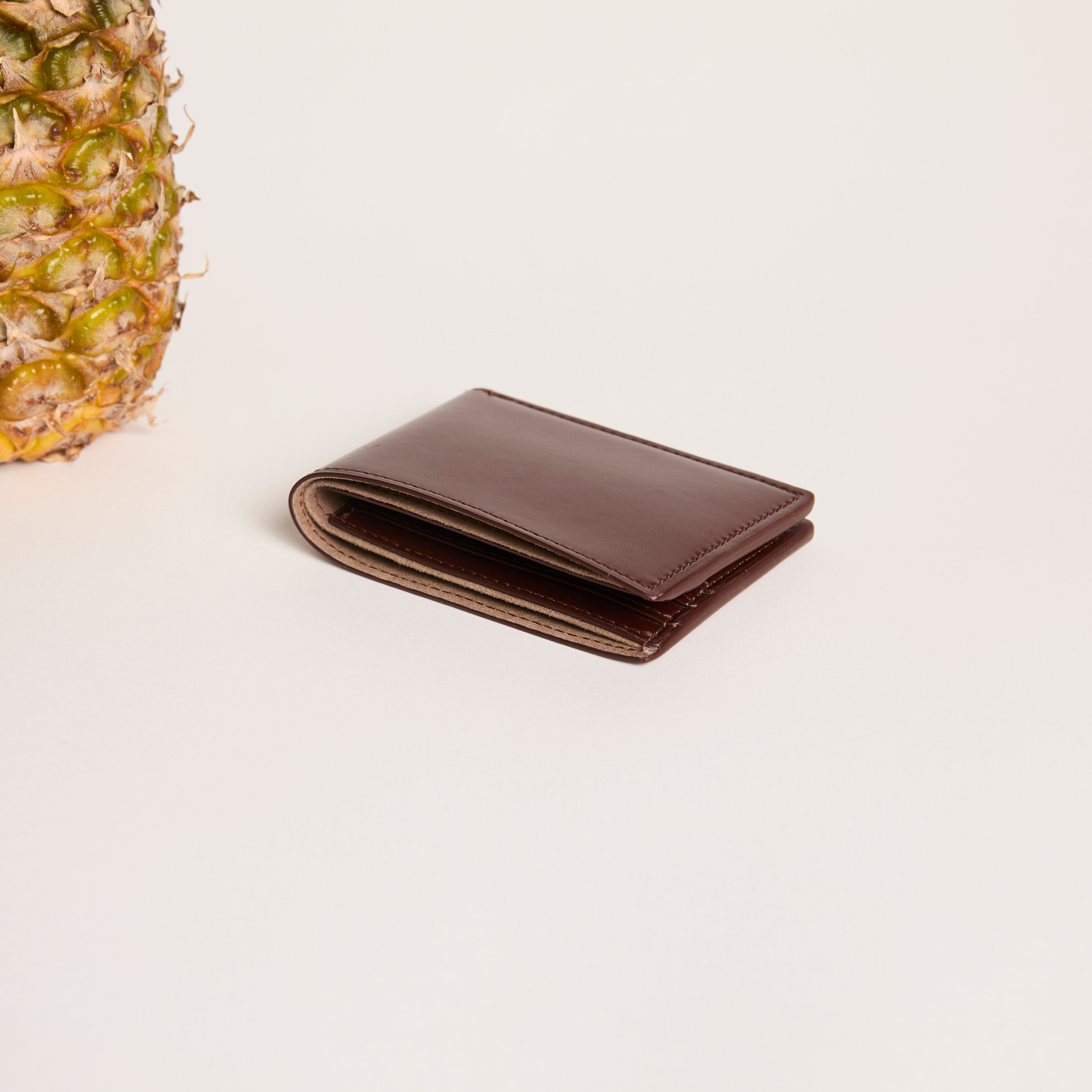Allégorie Pineapple Bifold Wallet (Dark Brown)