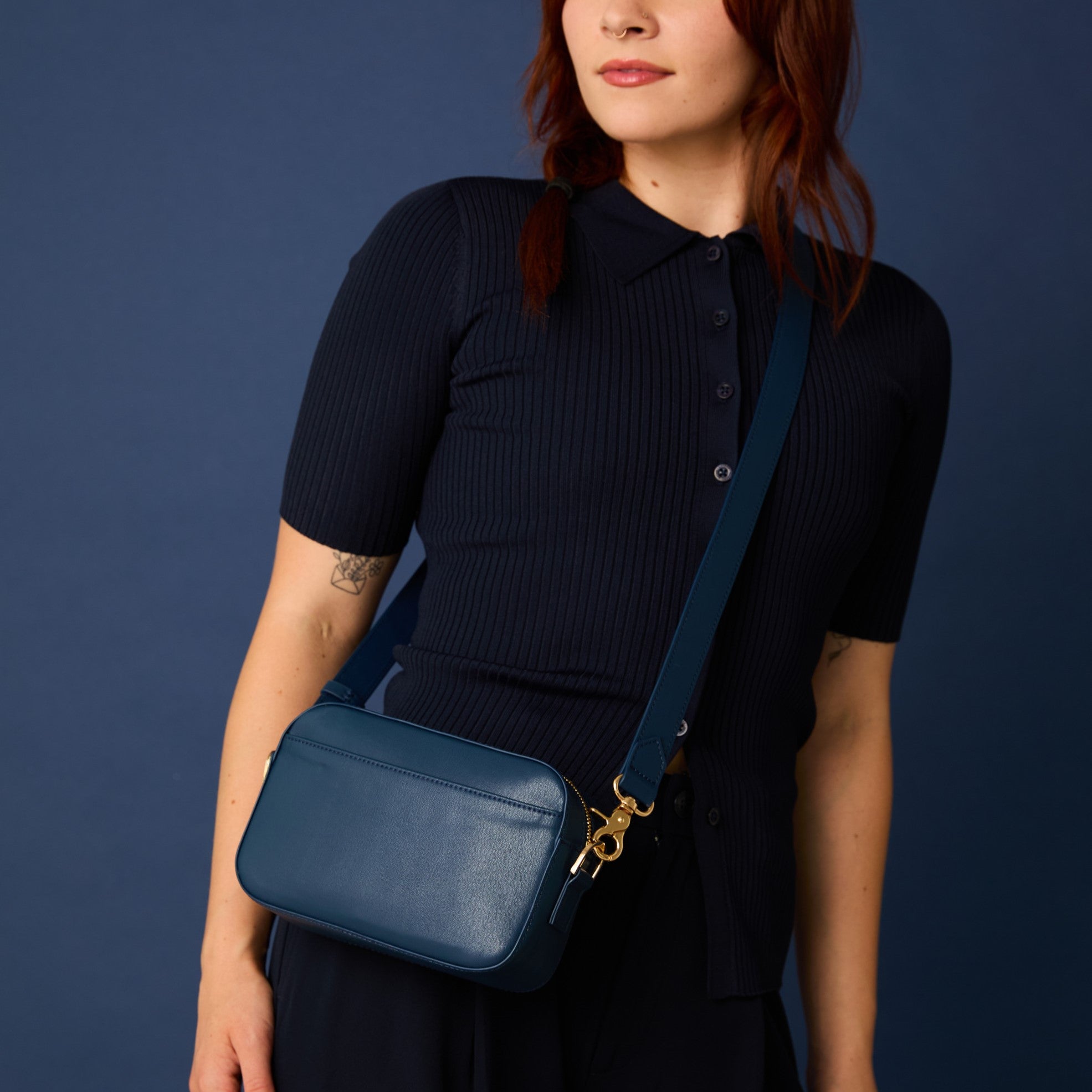 Allégorie Gala Crossbody Camera Bag (Navy)