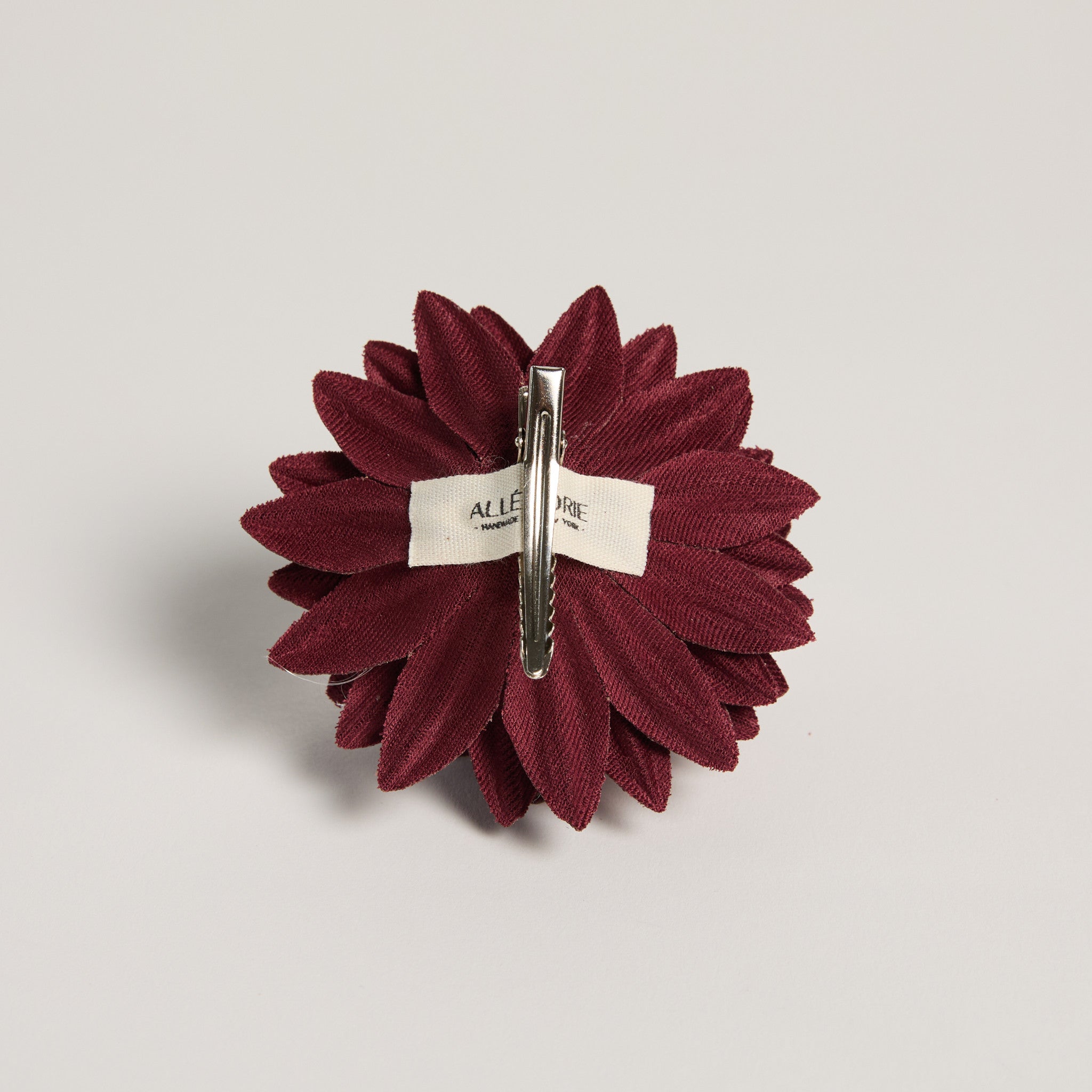 Allégorie Pom Flower Brooch