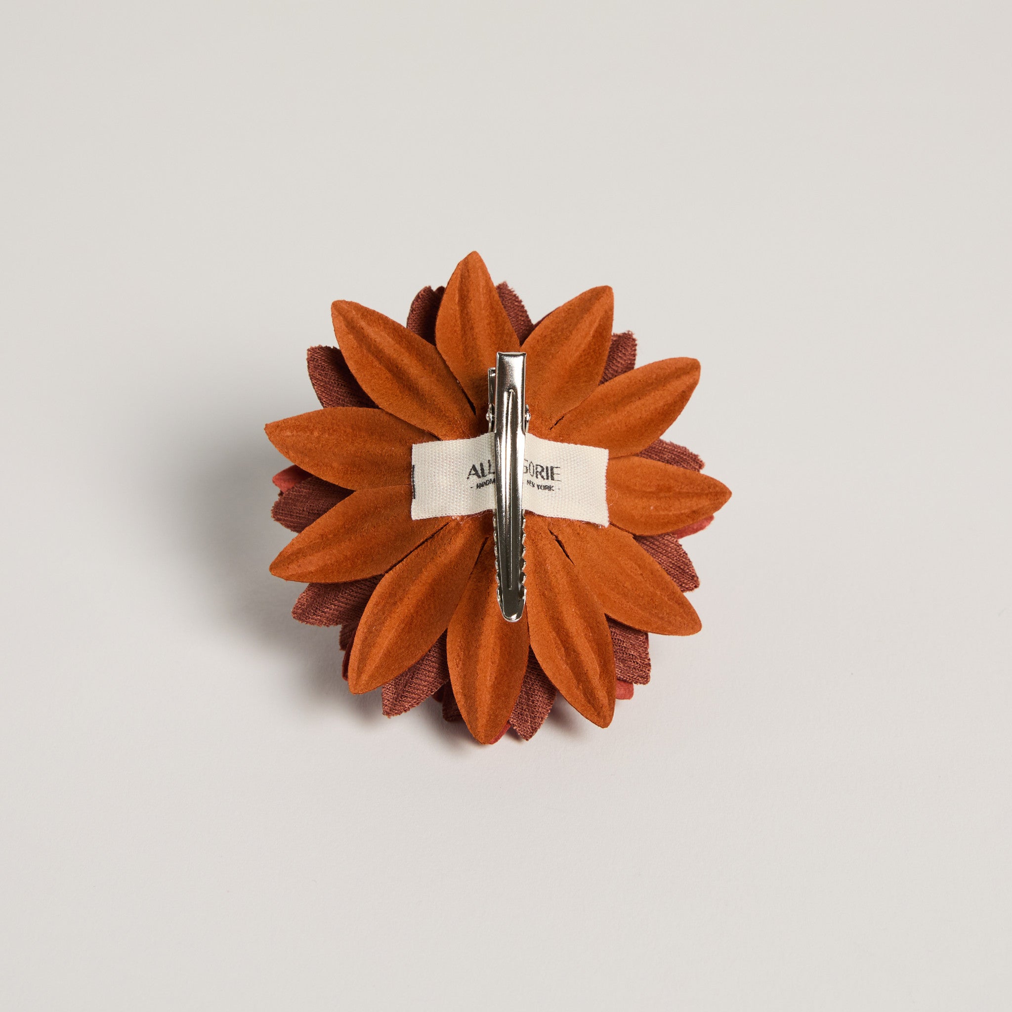 Allégorie Pom Flower Brooch