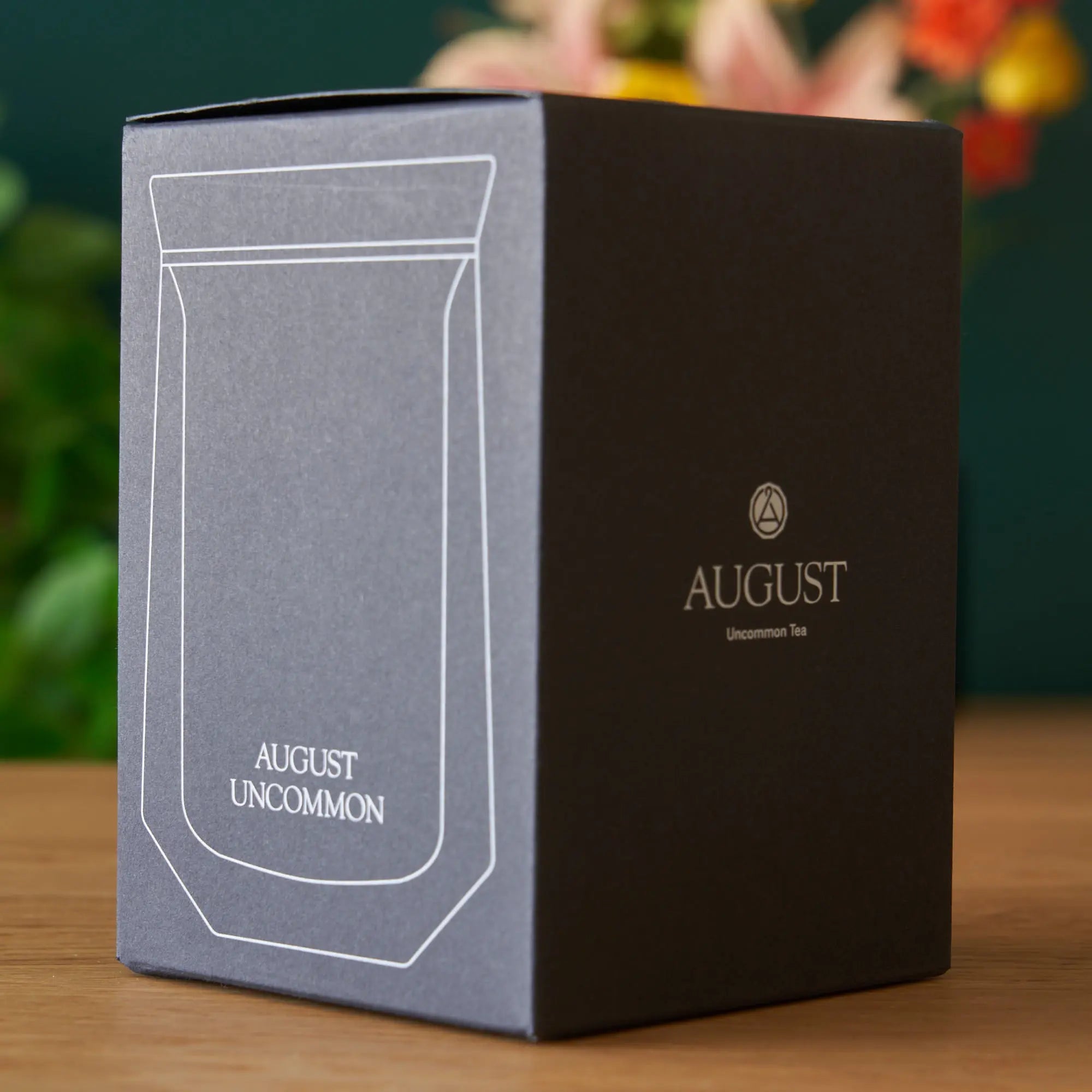 August Uncommon Tea Tasting Glass - A Refined Drinking Experience