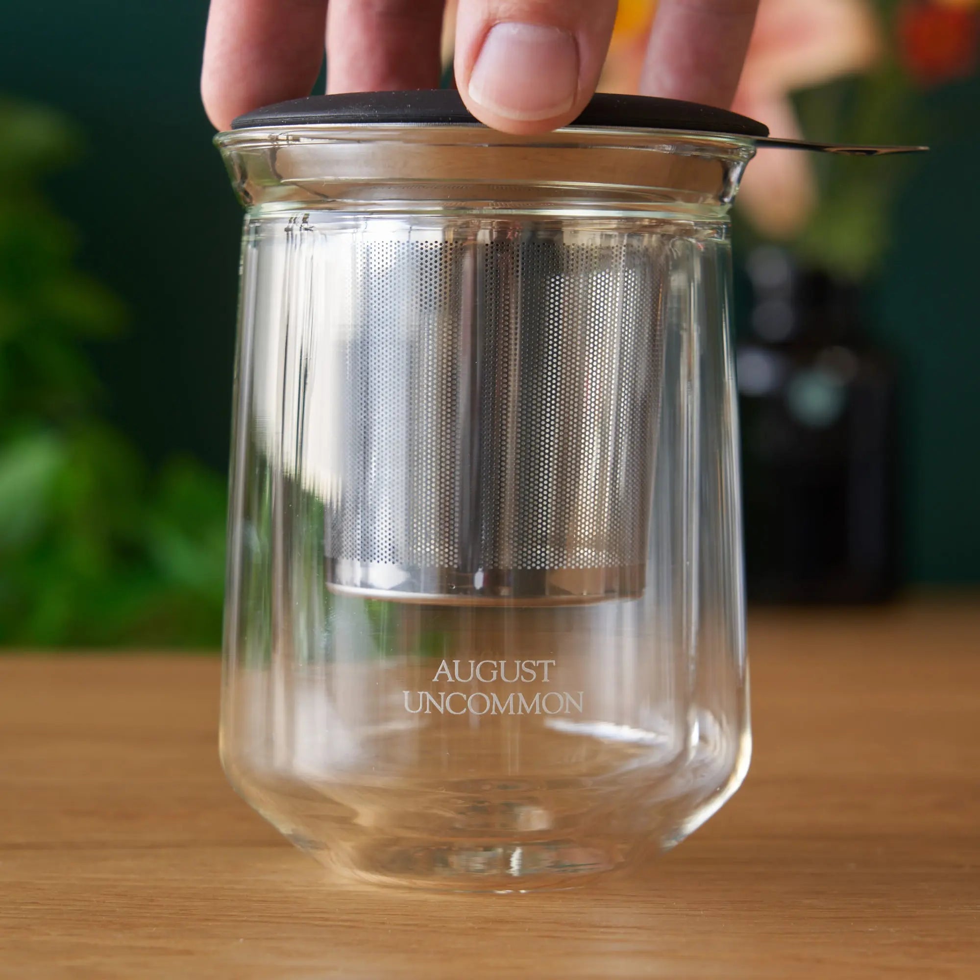 August Uncommon Tea Tasting Glass - A Refined Drinking Experience