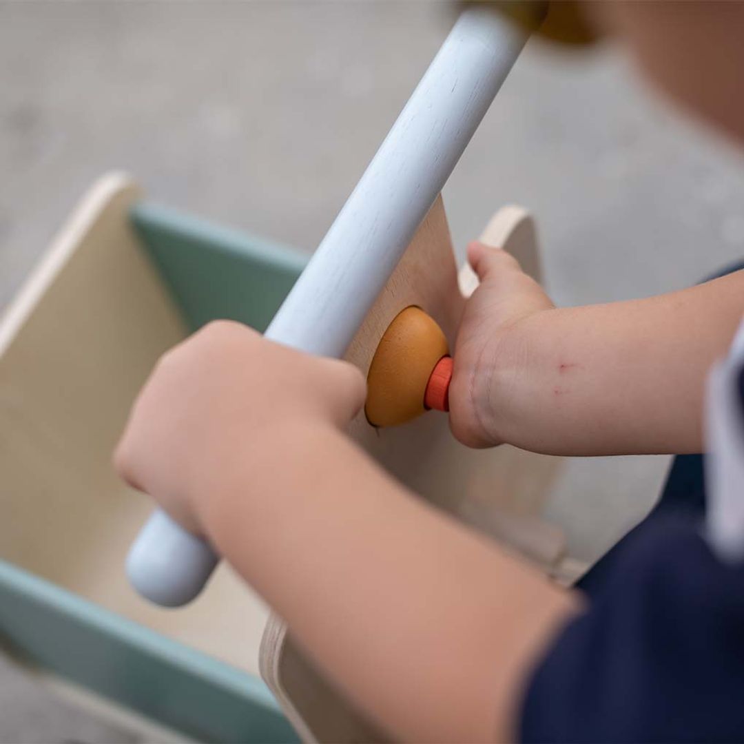 PlanToys Delivery Bike - Orchard