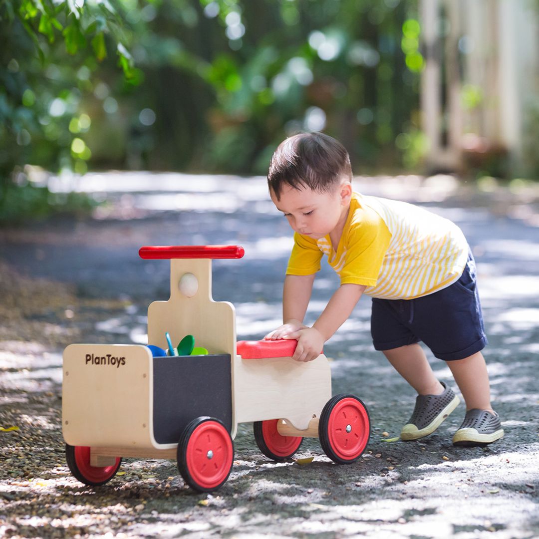 PlanToys Delivery Bike