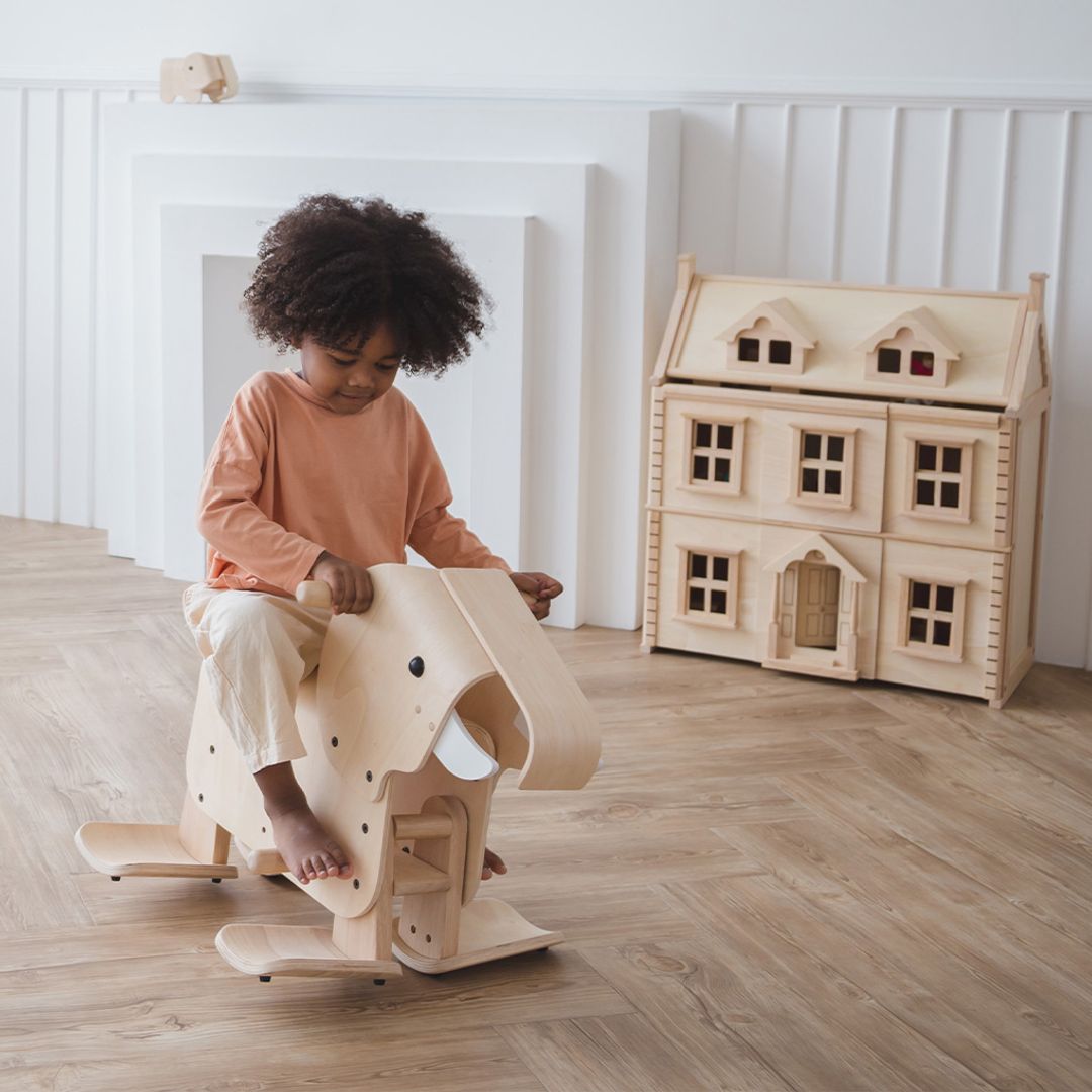PlanToys USA Walking Elephant