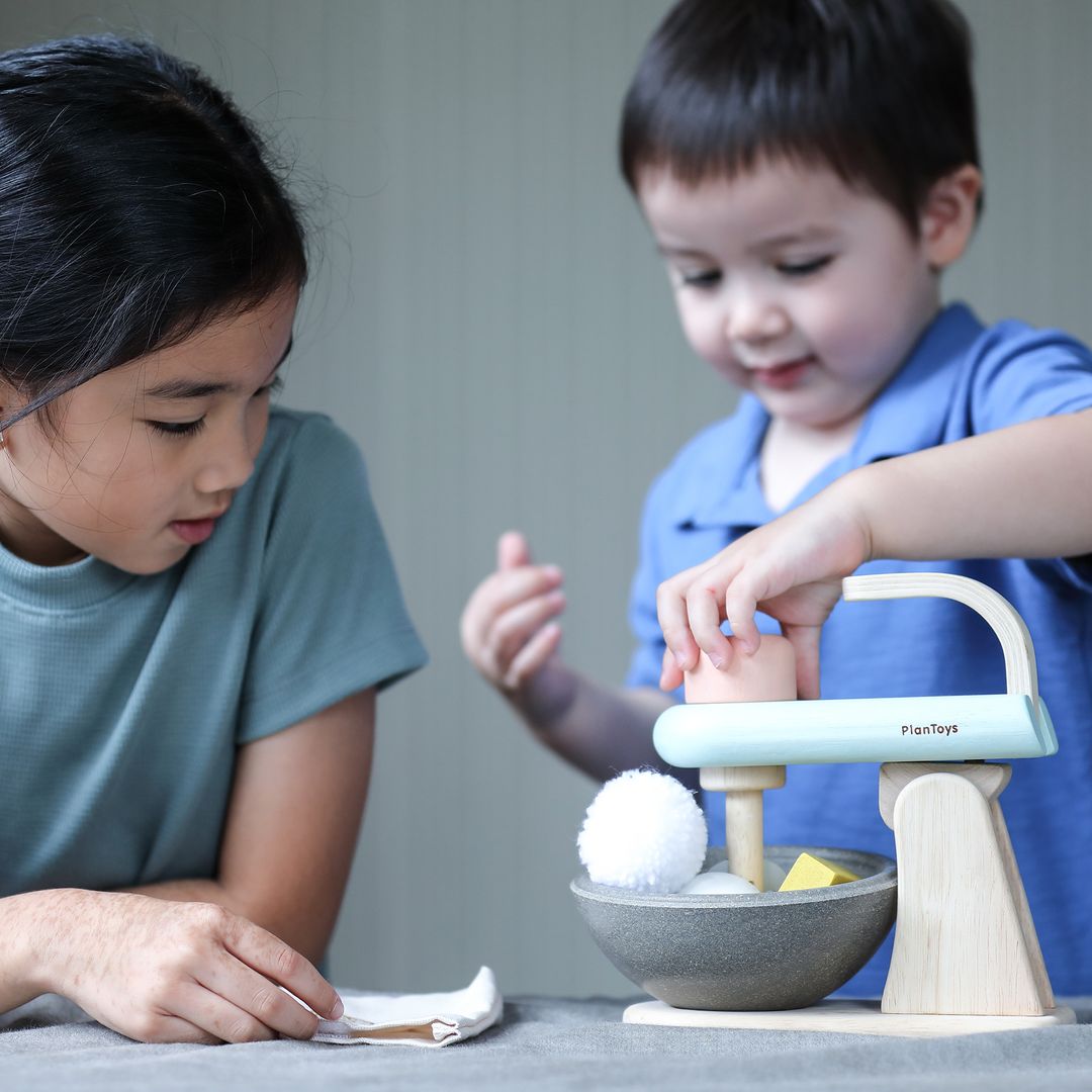 PlanToys Stand Mixer Set