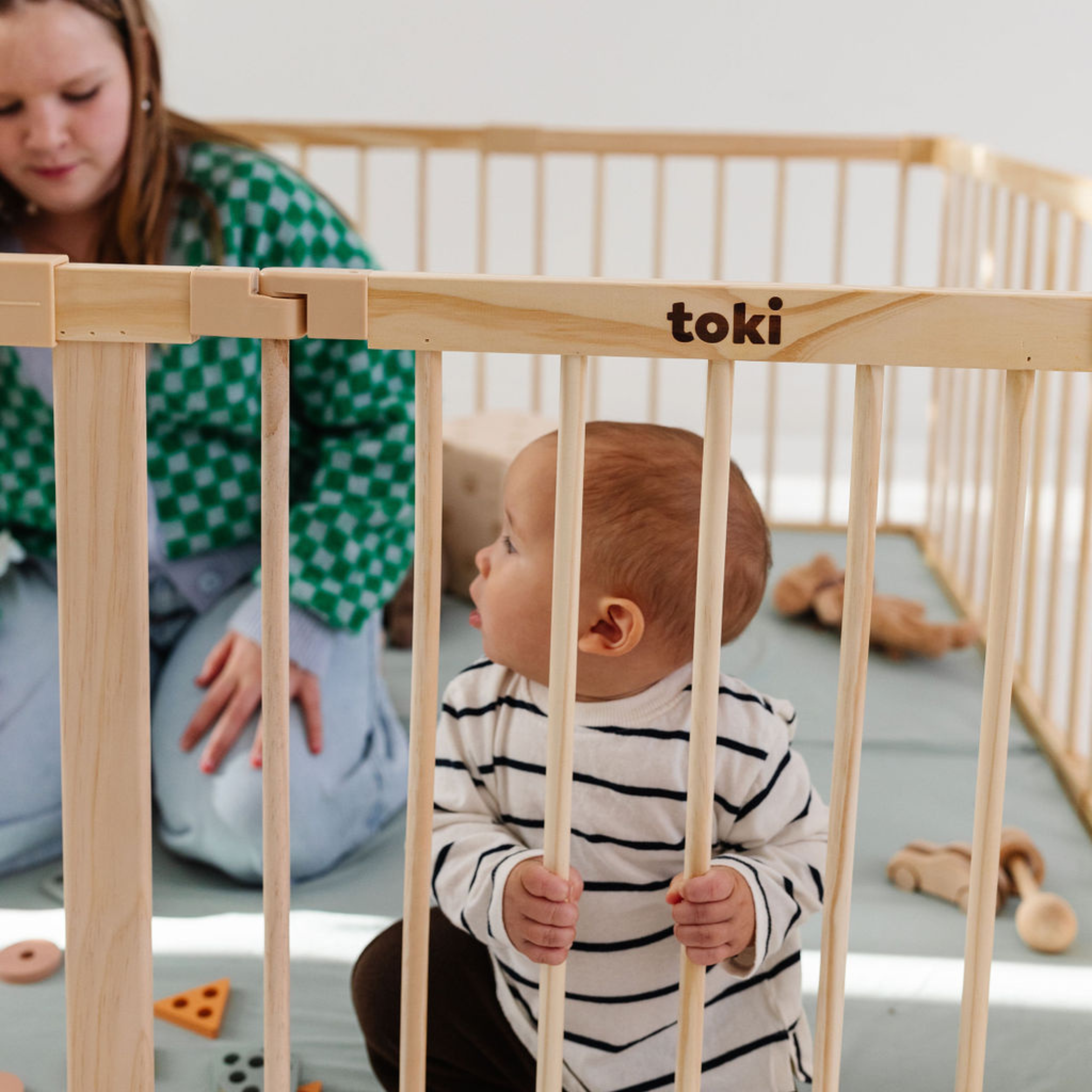 Toki Kids Playpen - Mega Size in Wood