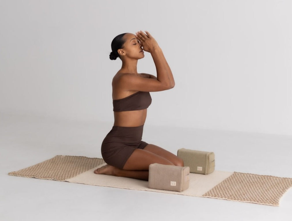 Oko Living Diamond Yoga Mat - Clay & Cream 7mm