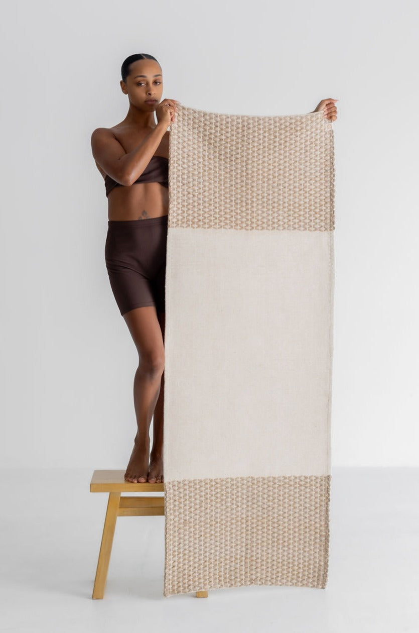 Oko Living Diamond Yoga Mat - Clay & Cream 7mm