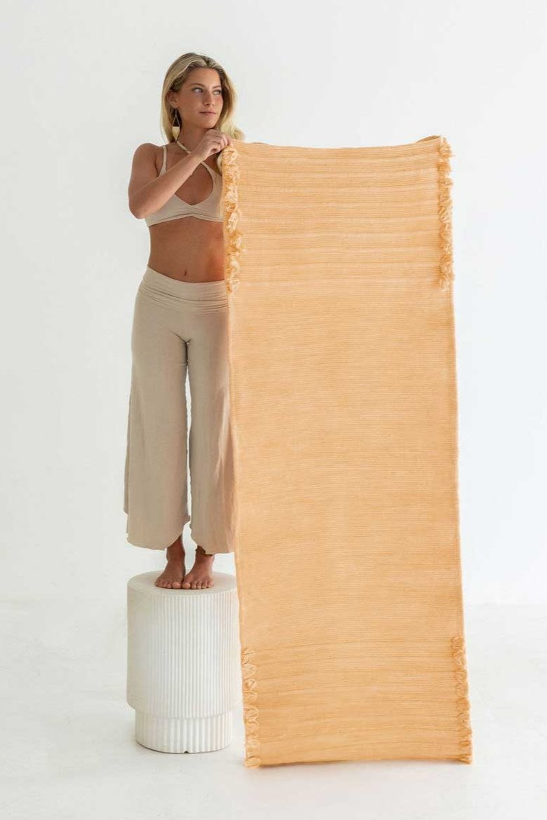 Oko Living Sunstone - Naturally Dyed Herbal Yoga Mat