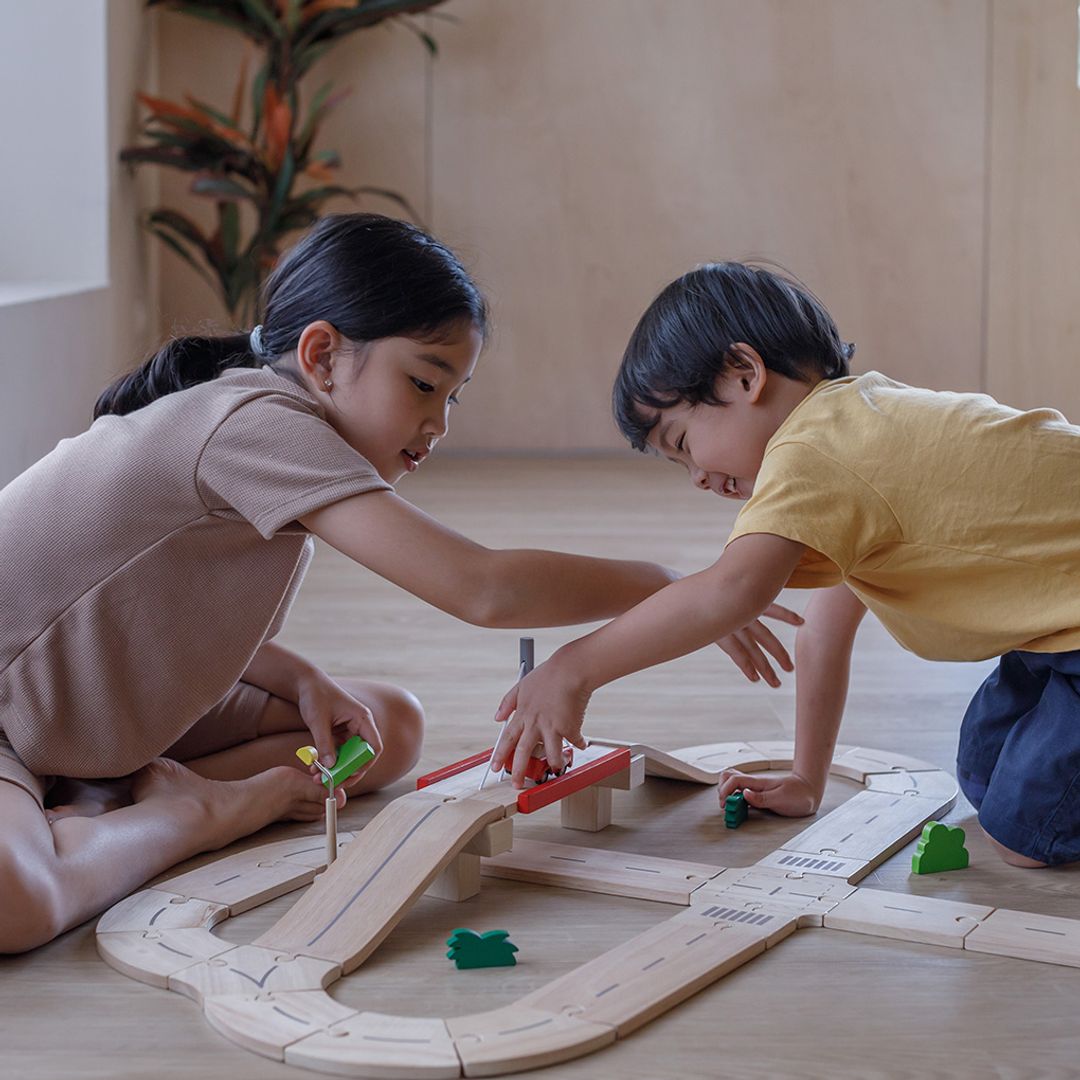 PlanToys Home