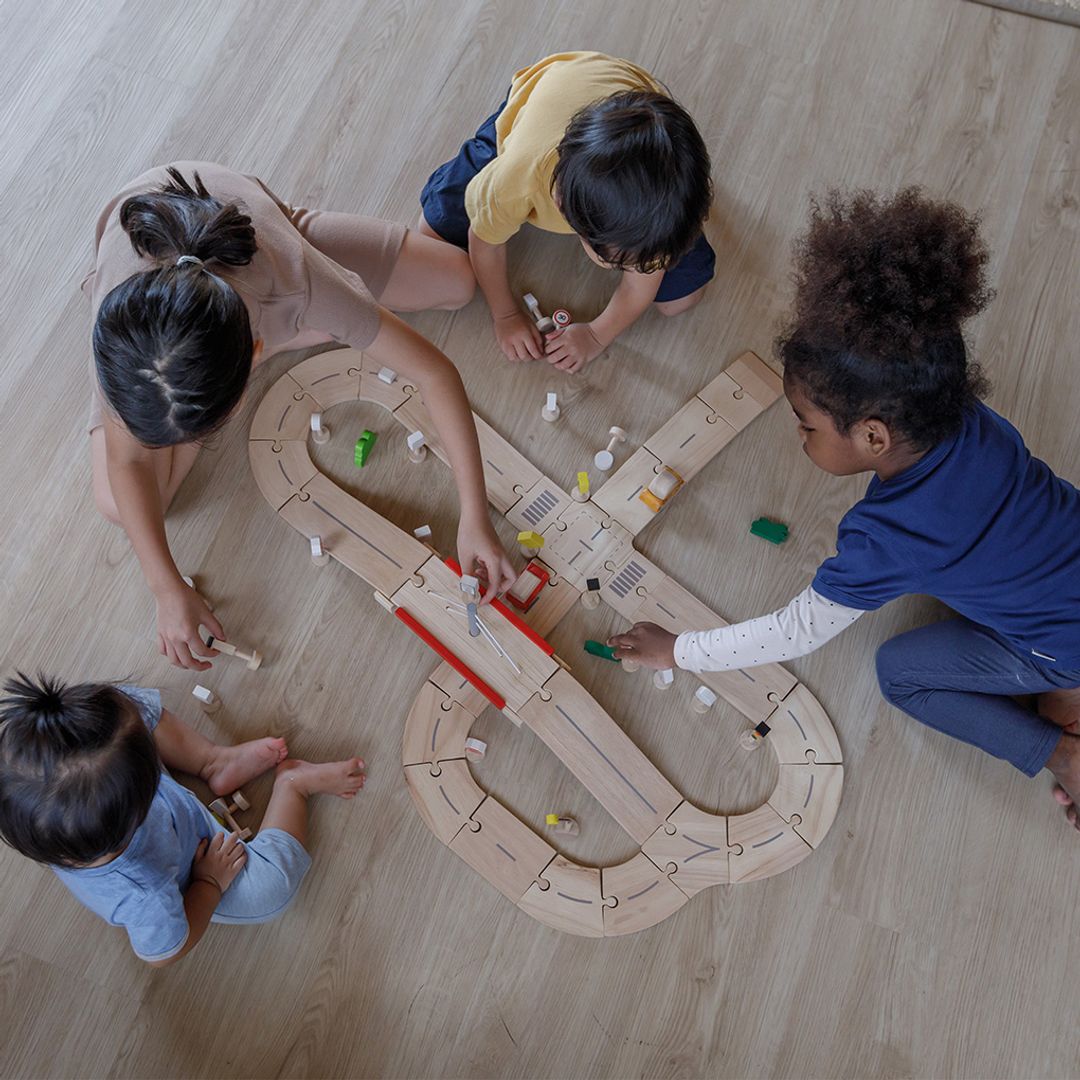 PlanToys Home