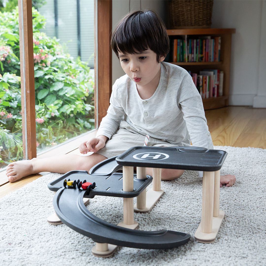 PlanToys Race N Play Parking Garage