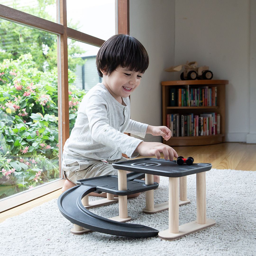 PlanToys Race N Play Parking Garage
