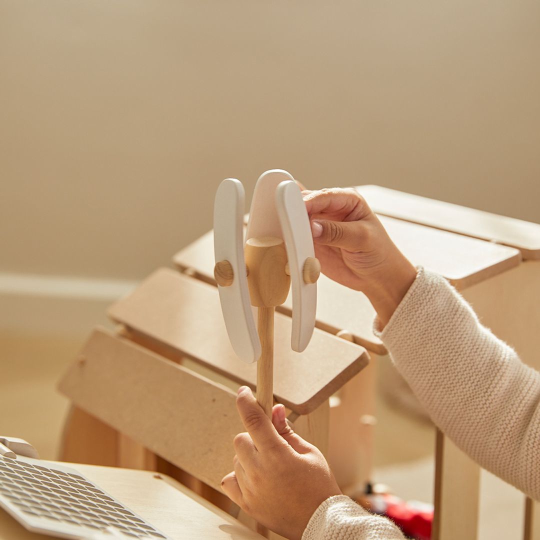 PlanToys Green Dollhouse With Furniture