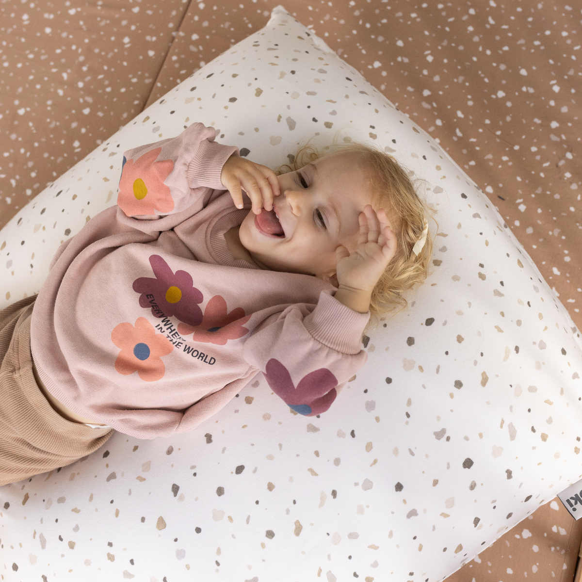こーじタチカワ◆バーチカル◆W4100×H2000◆Z-2506BL21 Toki Kids Terrazzo Chalk Bean Bag - Gimme the Good Stuff
