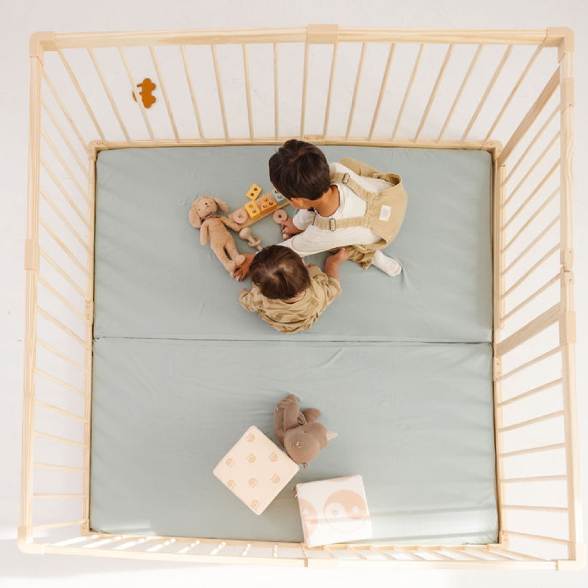 Toki Kids Playpen - Mega Size in Wood