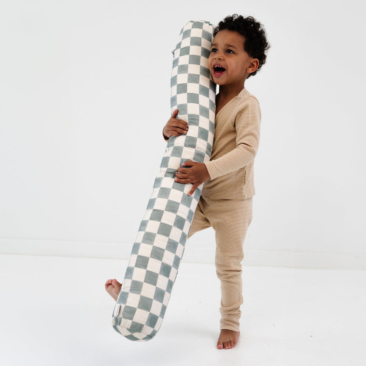 Toki Kids Checker Matcha support pillow — image 4