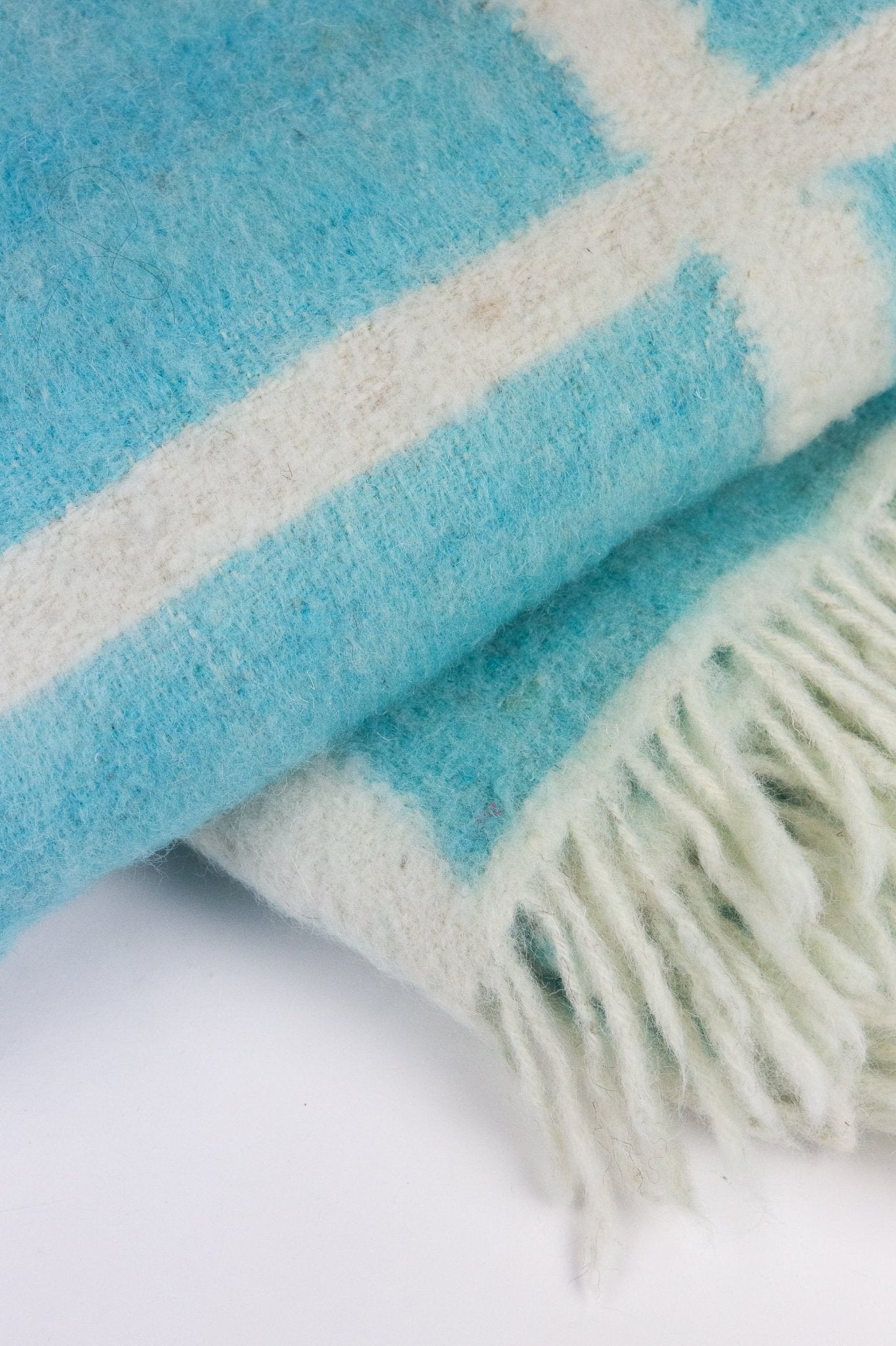 Archive New York Made to order: Momos Grid Blanket- Aqua Blue and Natural White