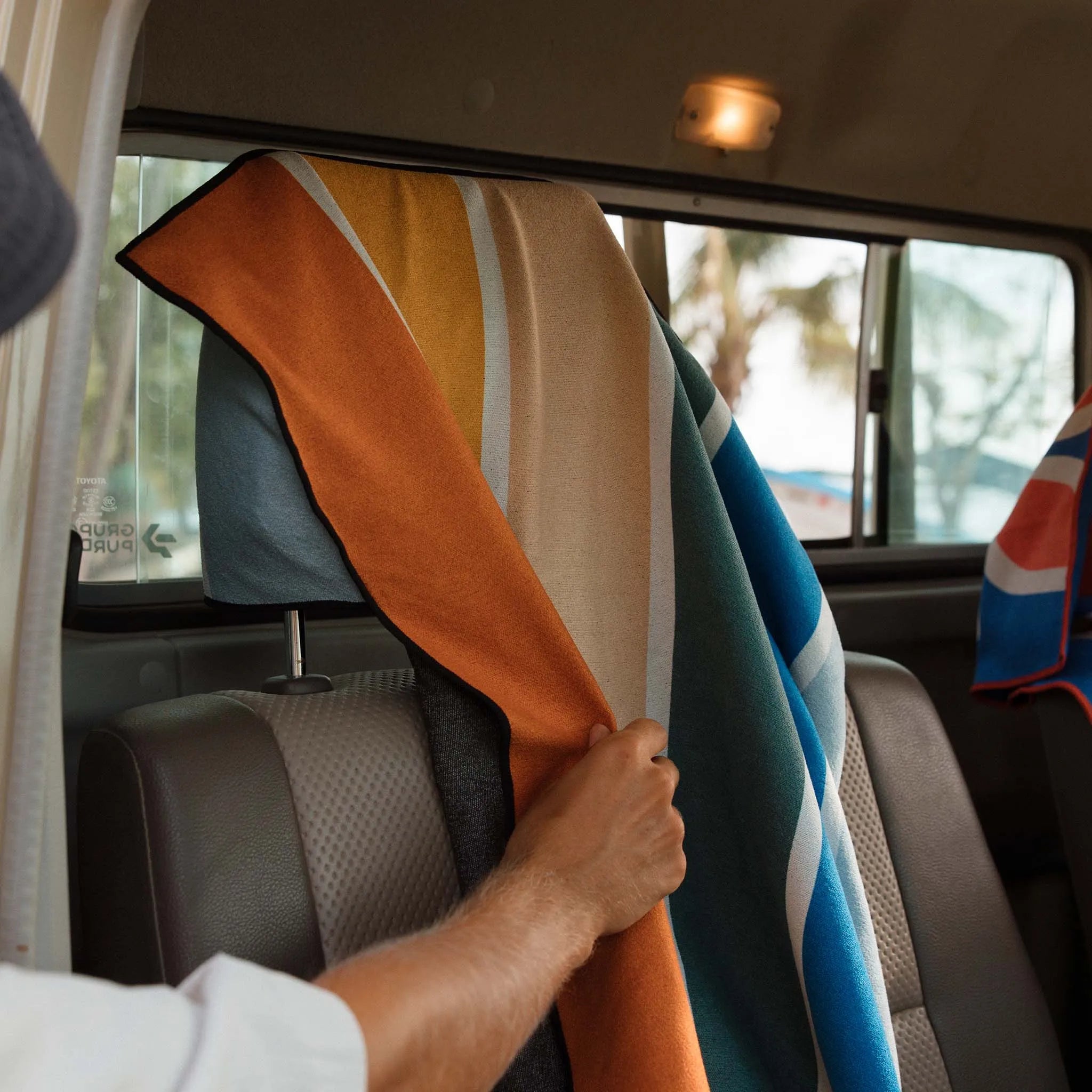 Nomadix Car Seat Cover Towel: Stripes Retro