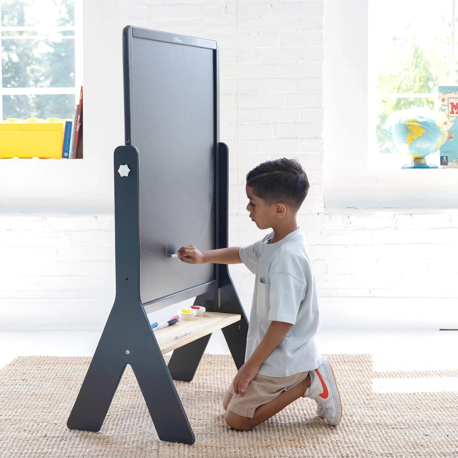 Little Partners Contempo Art Easel