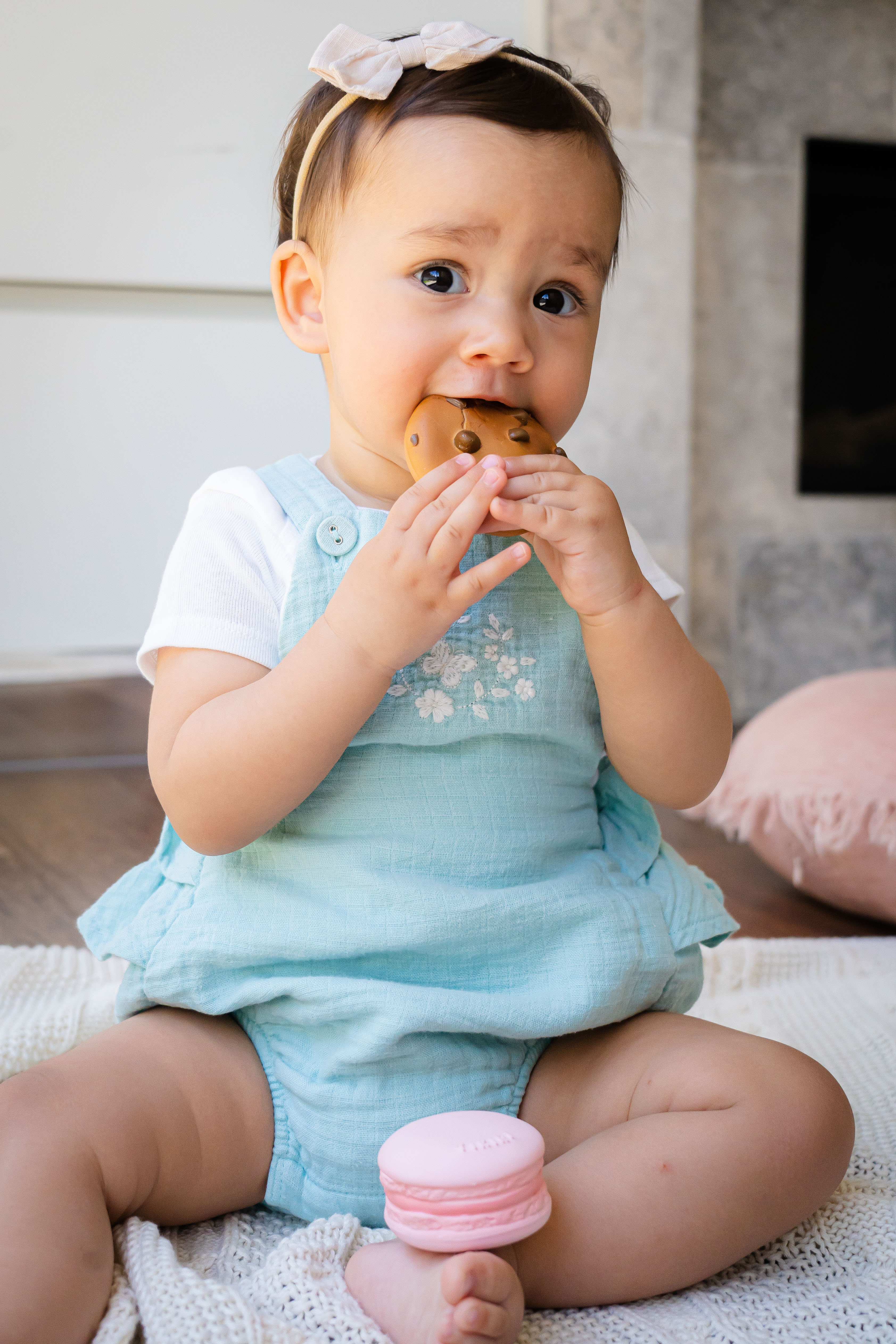 Tikiri Toys Macaroon Natural Rubber Teether, Rattle & Pretend Play