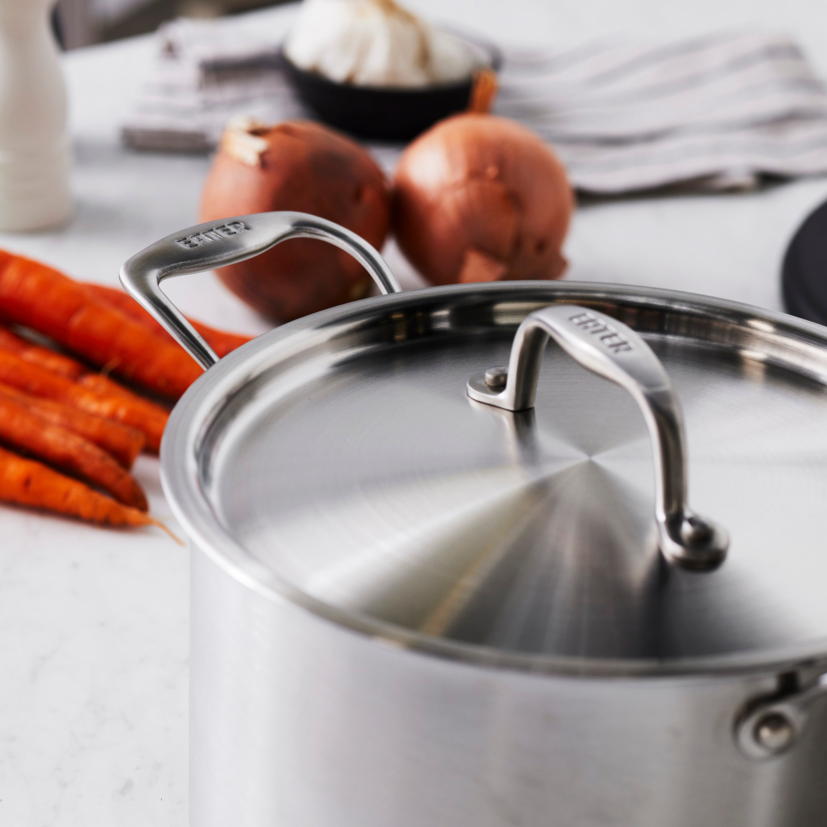 Heritage Steel Eater Series 5 Quart Sauce Pot with Lid