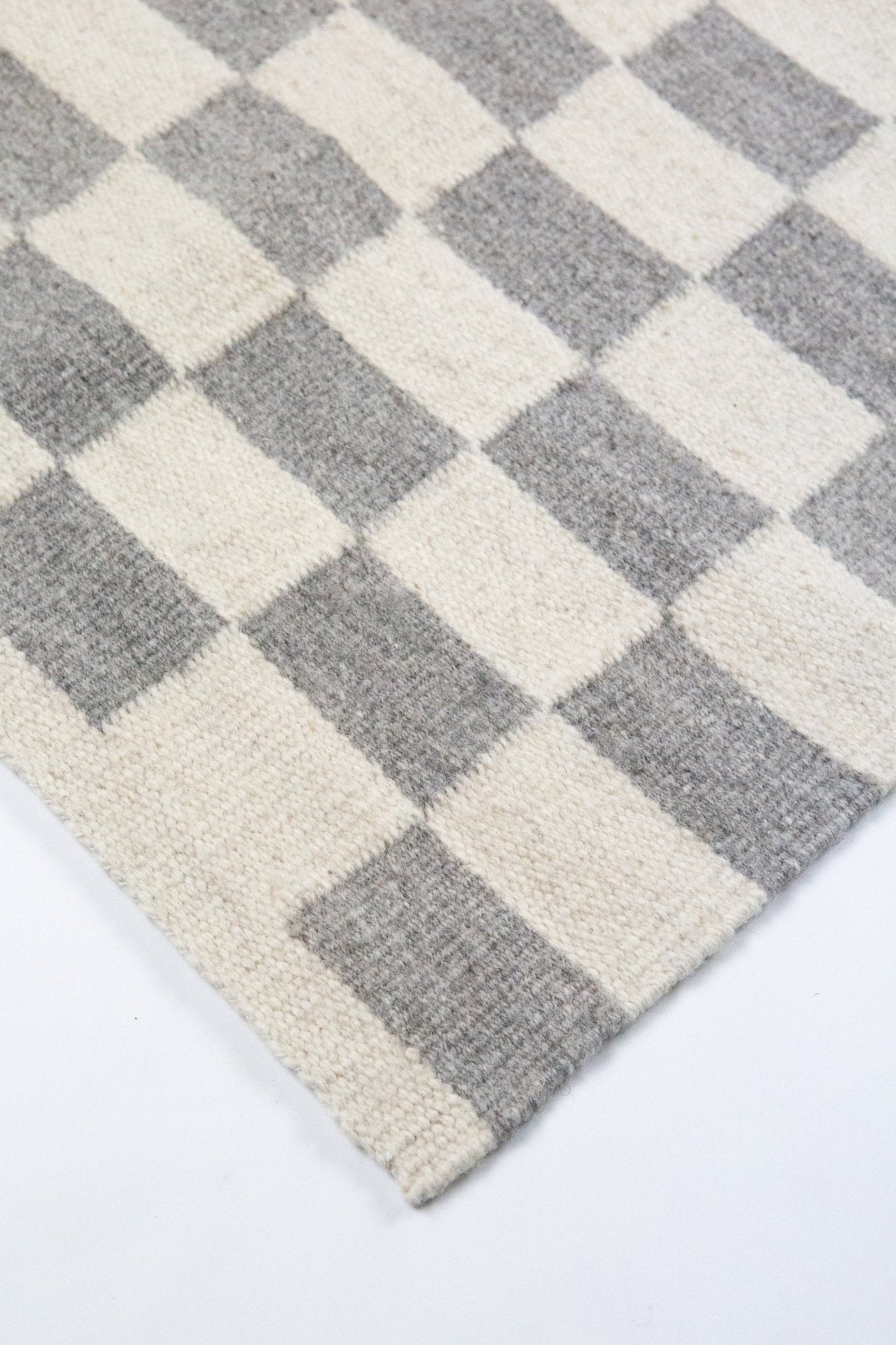 Archive New York Zapotec Checkered Rug in Grey & Ivory