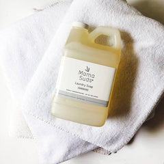 6. MamaSuds Laundry Soap (Non-Toxic Laundry for Baby’s Clothes)