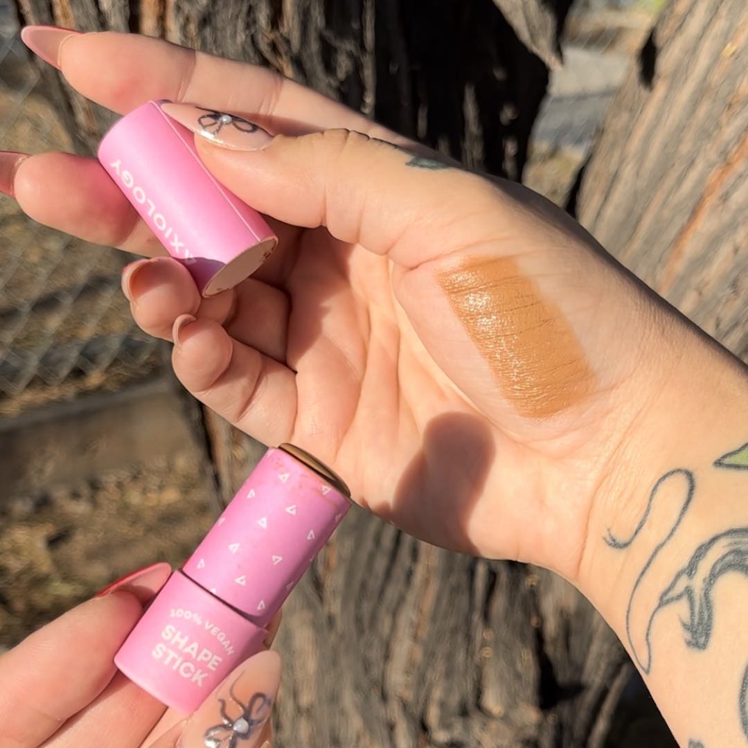Axiology Shape Stick Makeup