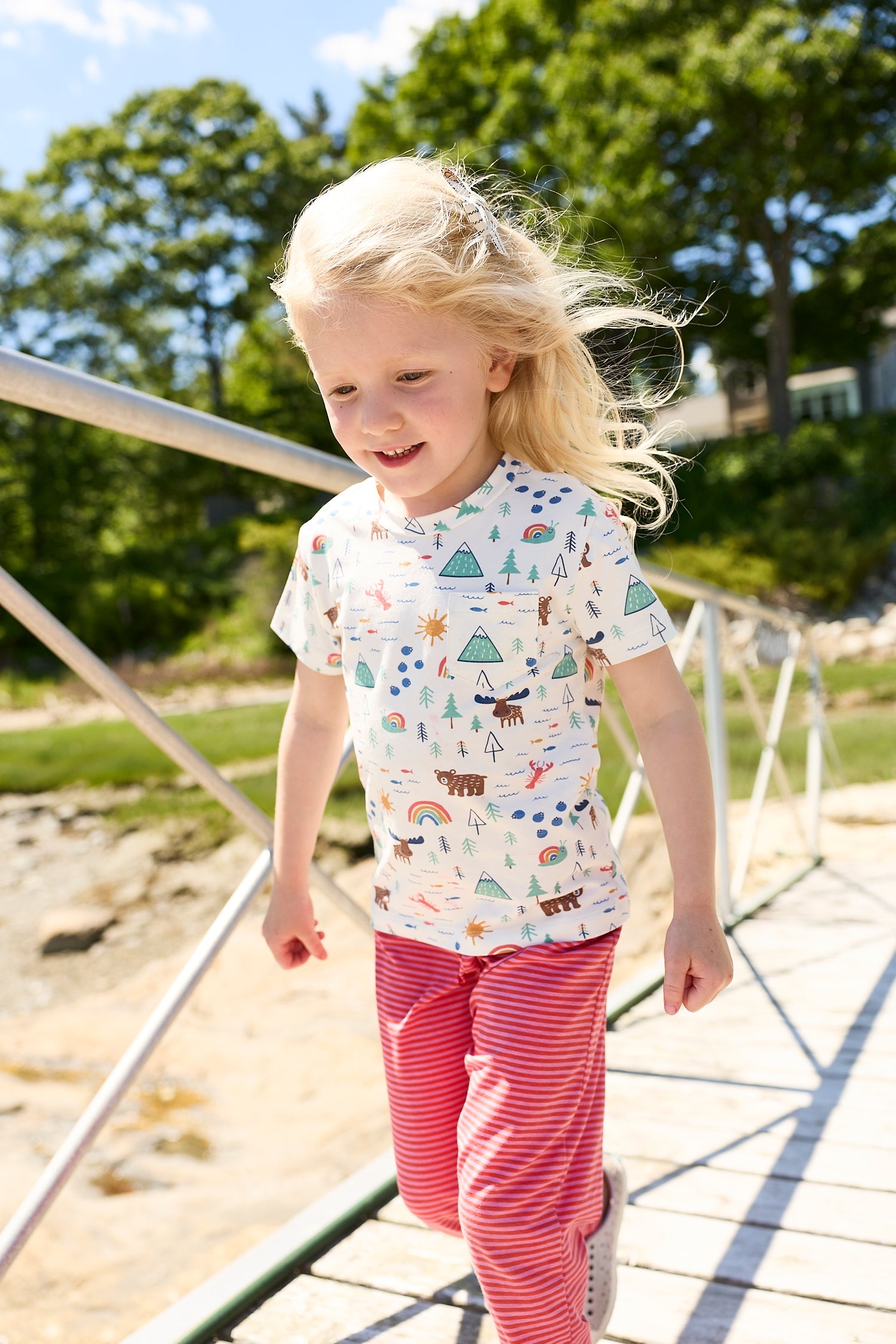 IzzyLee's Pocket Tee - Down East Daydreams
