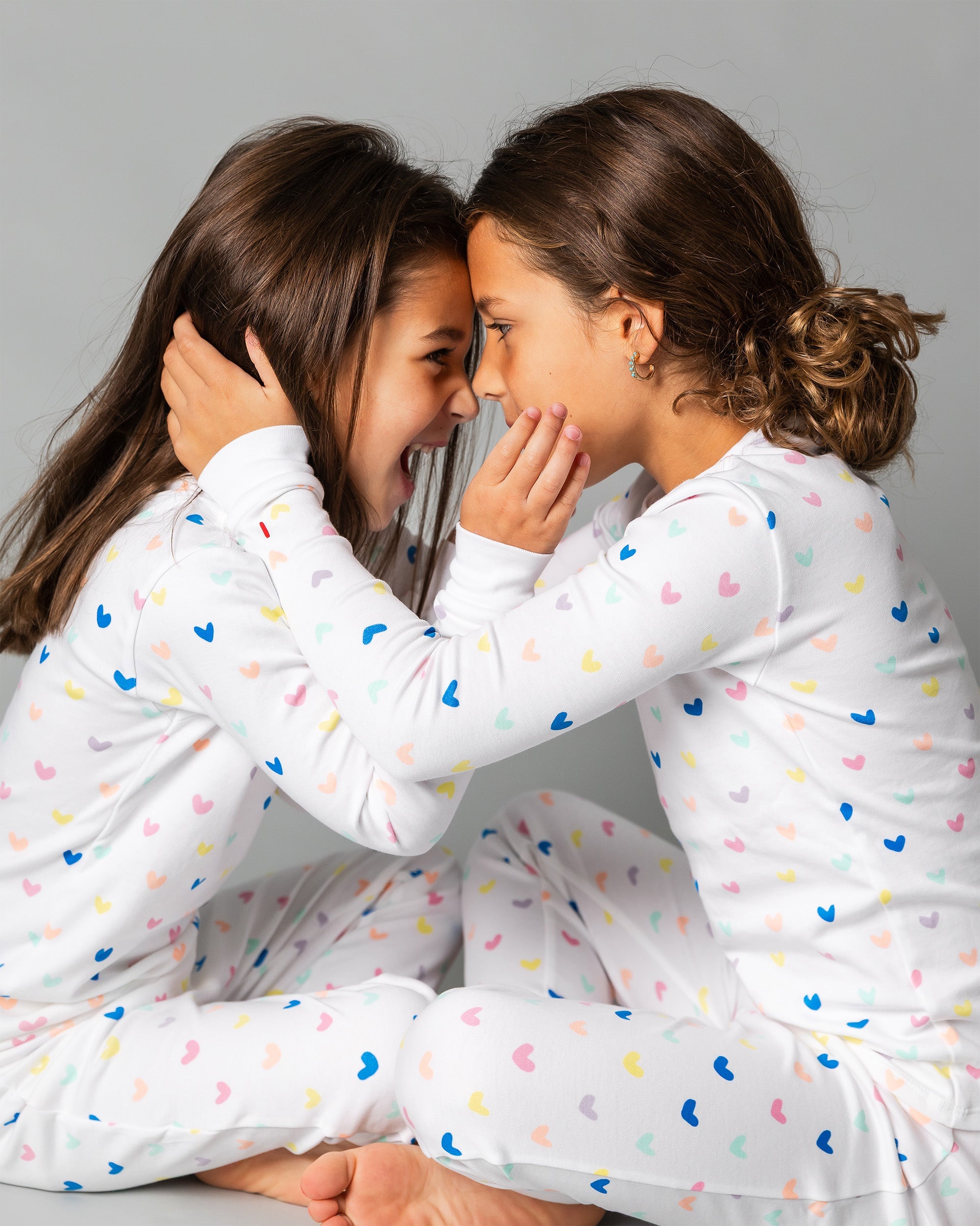 12|12 The Organic Long Sleeve Pajama Set [Rainbow Hearts]