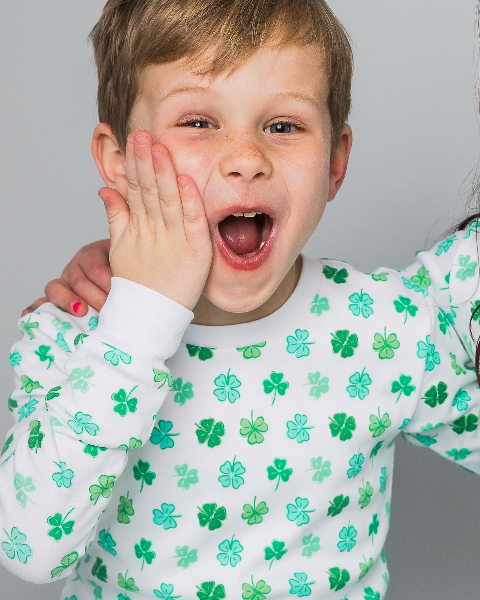 12|12 The Organic Long Sleeve Pajama Set [Shamrocks]