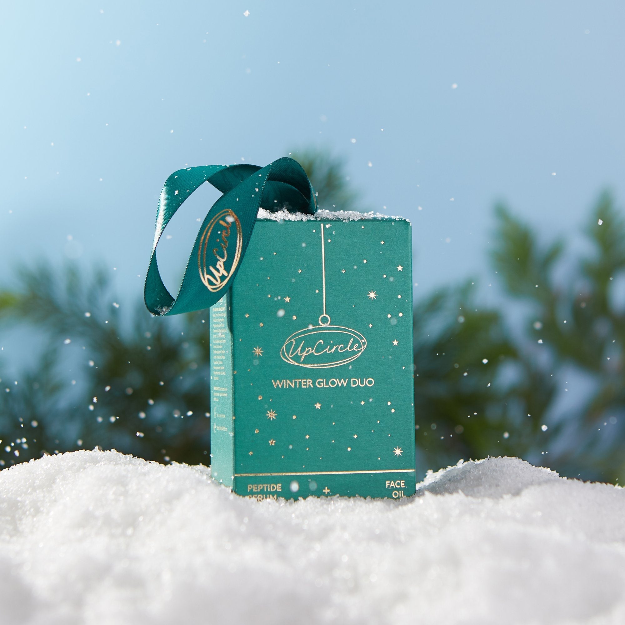 UpCircle 'Winter Glow' Festive Bauble Gift Set