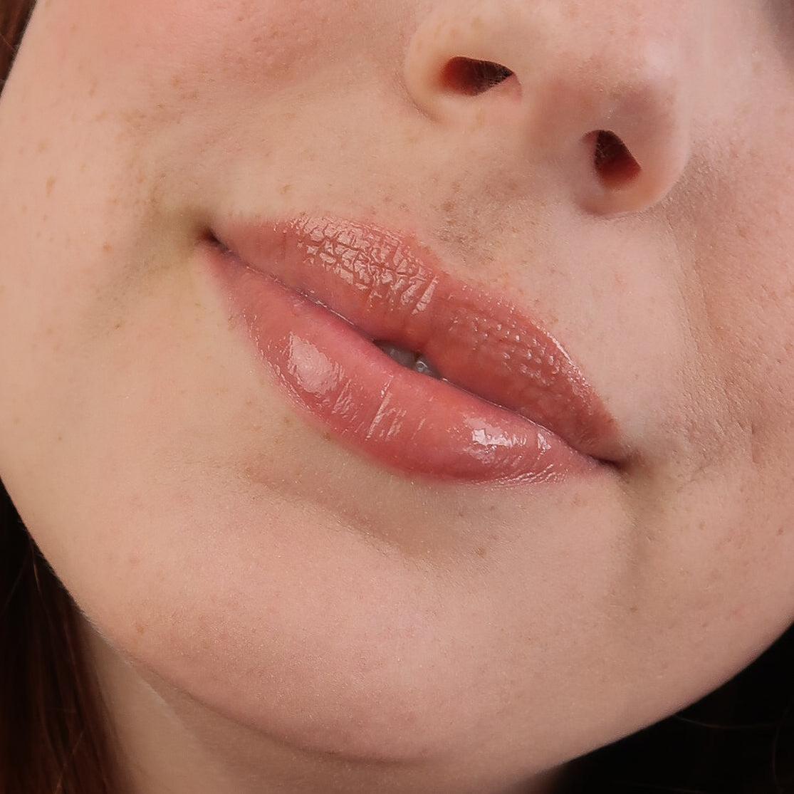 withSimplicity Lip Gloss