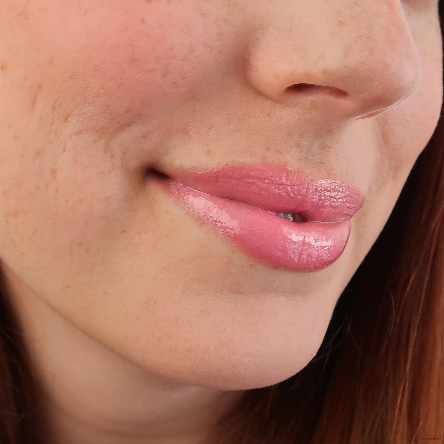 withSimplicity Lip Gloss