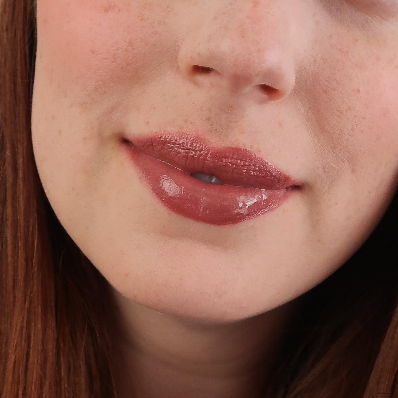 withSimplicity Lip Gloss