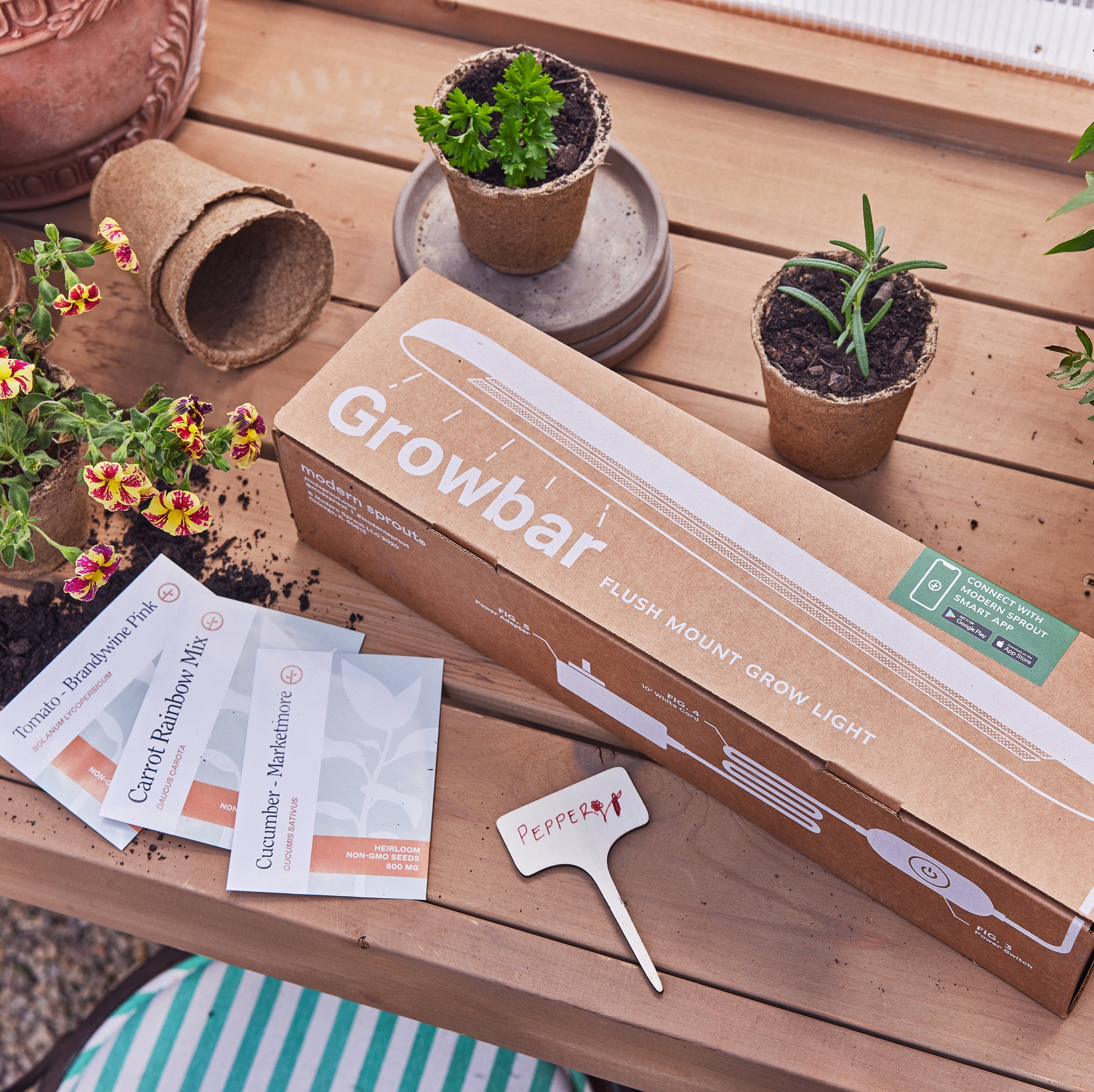 Modern Sprout Smart Growbar