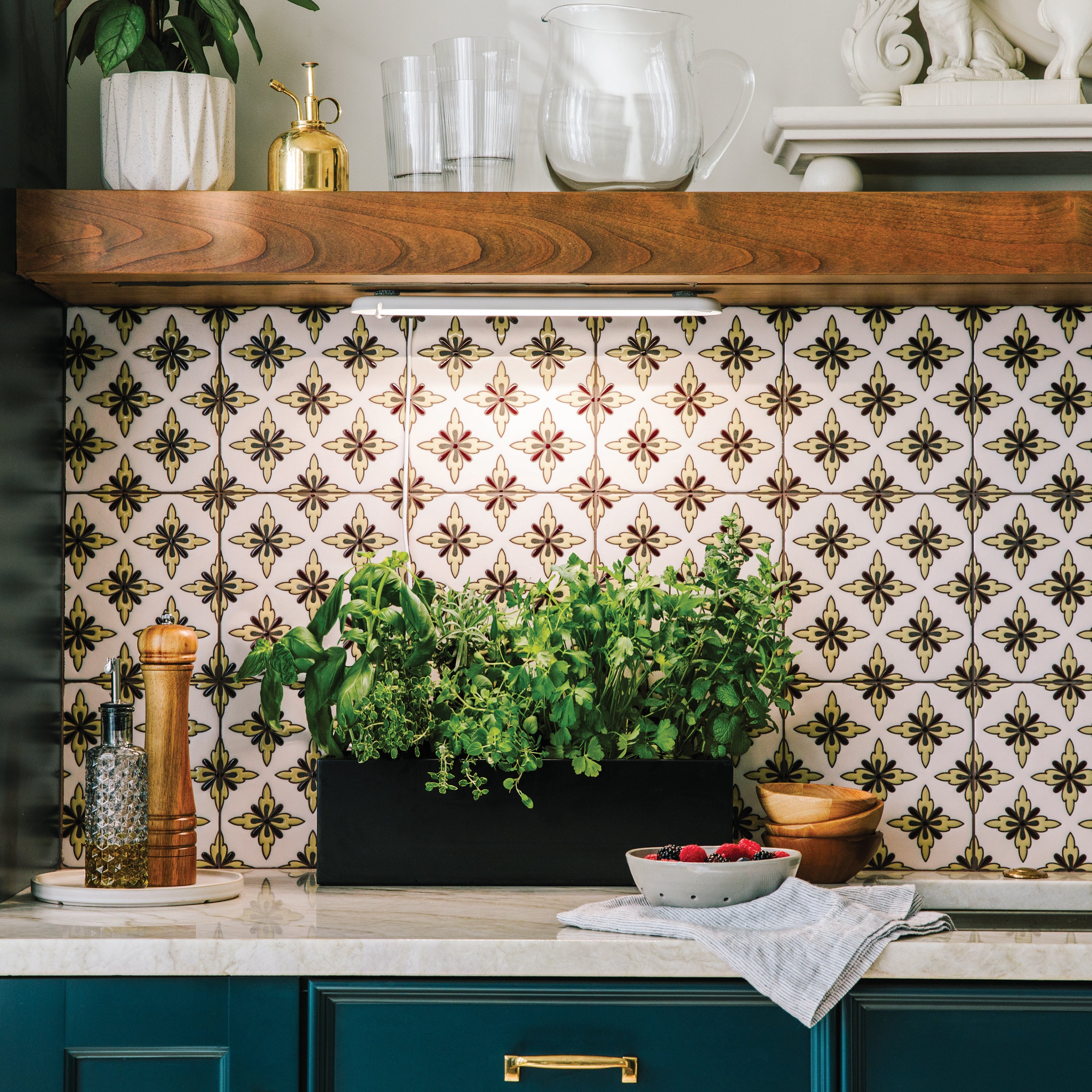 Modern Sprout Smart Growbar